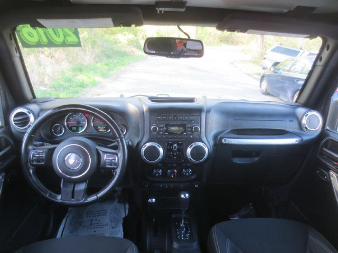 2016 Gray /Black Jeep Wrangler Unlimited Sahara (1C4HJWEG5GL) with an 3.6L V6 DOHC 24V FFV engine, Automatic transmission, located at 270 US Route 6, Mahopac, NY, 10541, (845) 621-0895, 41.349022, -73.755280 - Photo#7