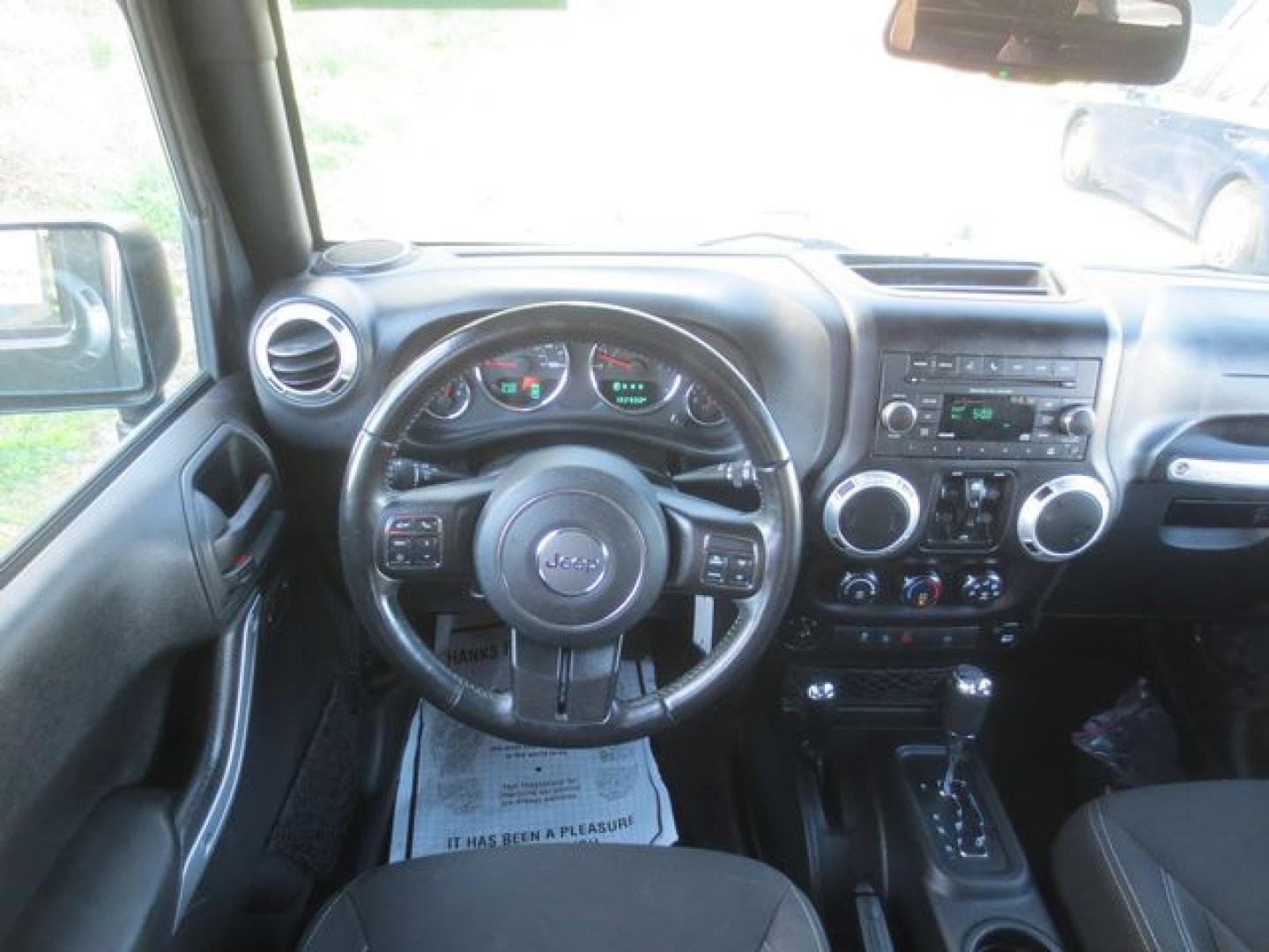 2016 Gray /Black Jeep Wrangler Unlimited Sahara (1C4HJWEG5GL) with an 3.6L V6 DOHC 24V FFV engine, Automatic transmission, located at 270 US Route 6, Mahopac, NY, 10541, (845) 621-0895, 41.349022, -73.755280 - Photo#8