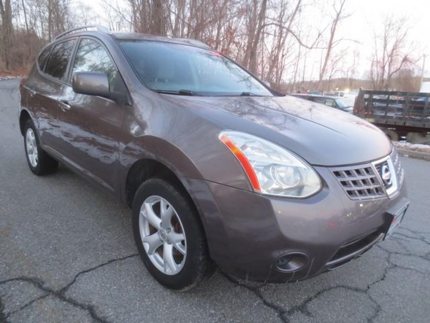 2010 Gray /Gray Nissan Rogue S (JN8AS5MV4AW) with an 2.5L L4 DOHC 16V engine, Automatic transmission, located at 270 US Route 6, Mahopac, NY, 10541, (845) 621-0895, 41.349022, -73.755280 - Photo#1