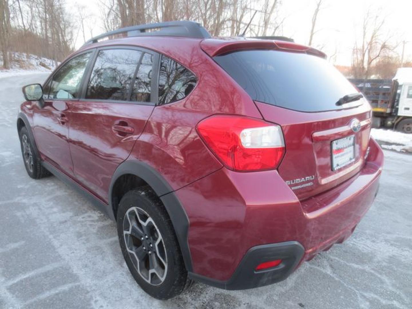 2013 Red /Beige Subaru XV Crosstrek Premium (JF2GPACC9D2) with an 2.0L L4 DOHC 16V engine, Automatic transmission, located at 270 US Route 6, Mahopac, NY, 10541, (845) 621-0895, 41.349022, -73.755280 - Photo#4