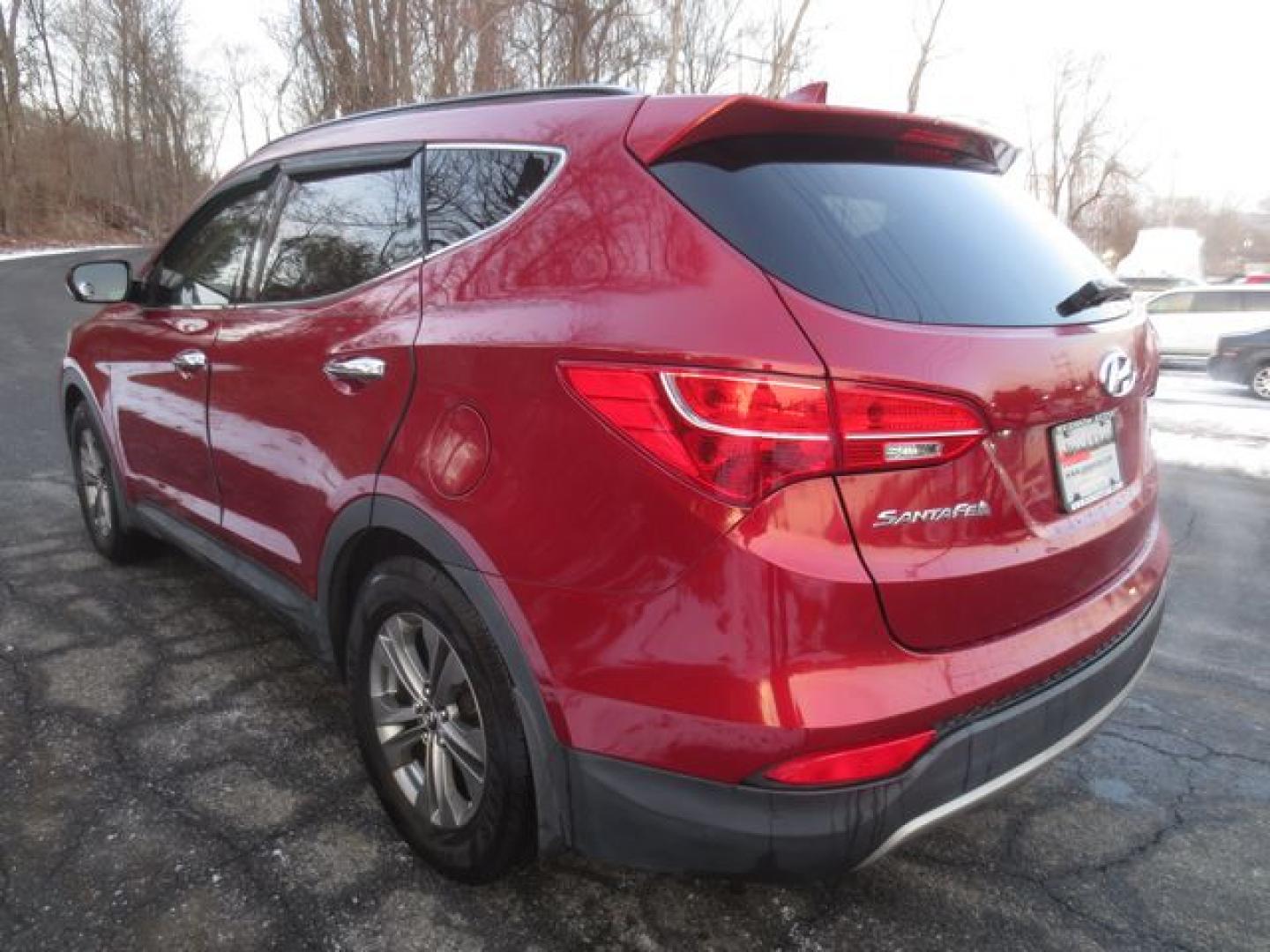 2014 Red /Beige Hyundai Santa Fe Sport (5XYZU3LB5EG) with an 2.4L L4 DOHC 16V engine, 6-Speed Automatic transmission, located at 270 US Route 6, Mahopac, NY, 10541, (845) 621-0895, 41.349022, -73.755280 - Photo#4