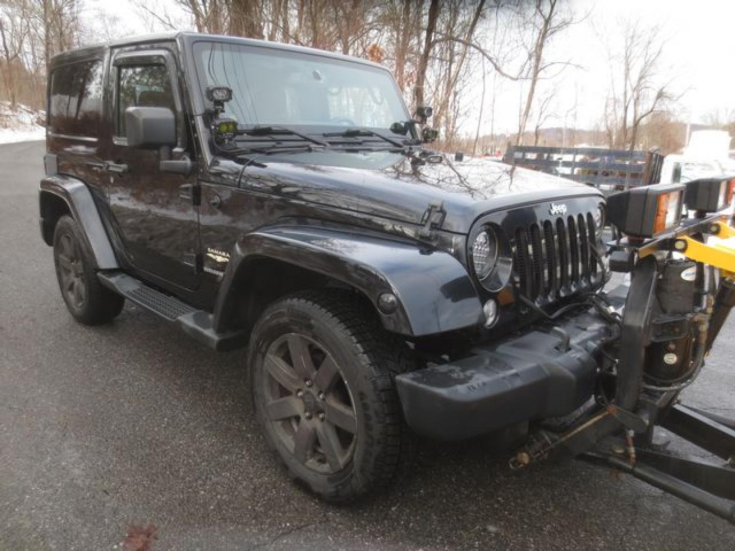 2014 Black /Black Jeep Wrangler Sahara (1C4AJWBG1EL) with an 3.6L V6 DOHC 24V FFV engine, Automatic transmission, located at 270 US Route 6, Mahopac, NY, 10541, (845) 621-0895, 41.349022, -73.755280 - Photo#3