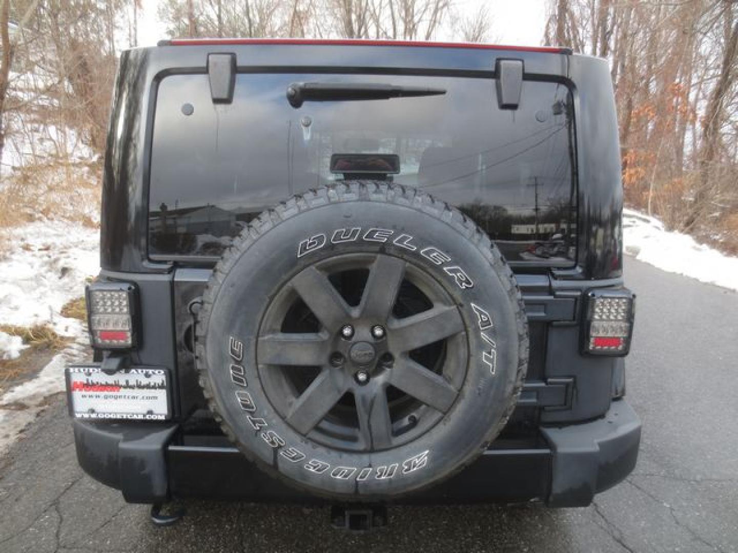 2014 Black /Black Jeep Wrangler Sahara (1C4AJWBG1EL) with an 3.6L V6 DOHC 24V FFV engine, Automatic transmission, located at 270 US Route 6, Mahopac, NY, 10541, (845) 621-0895, 41.349022, -73.755280 - Photo#7