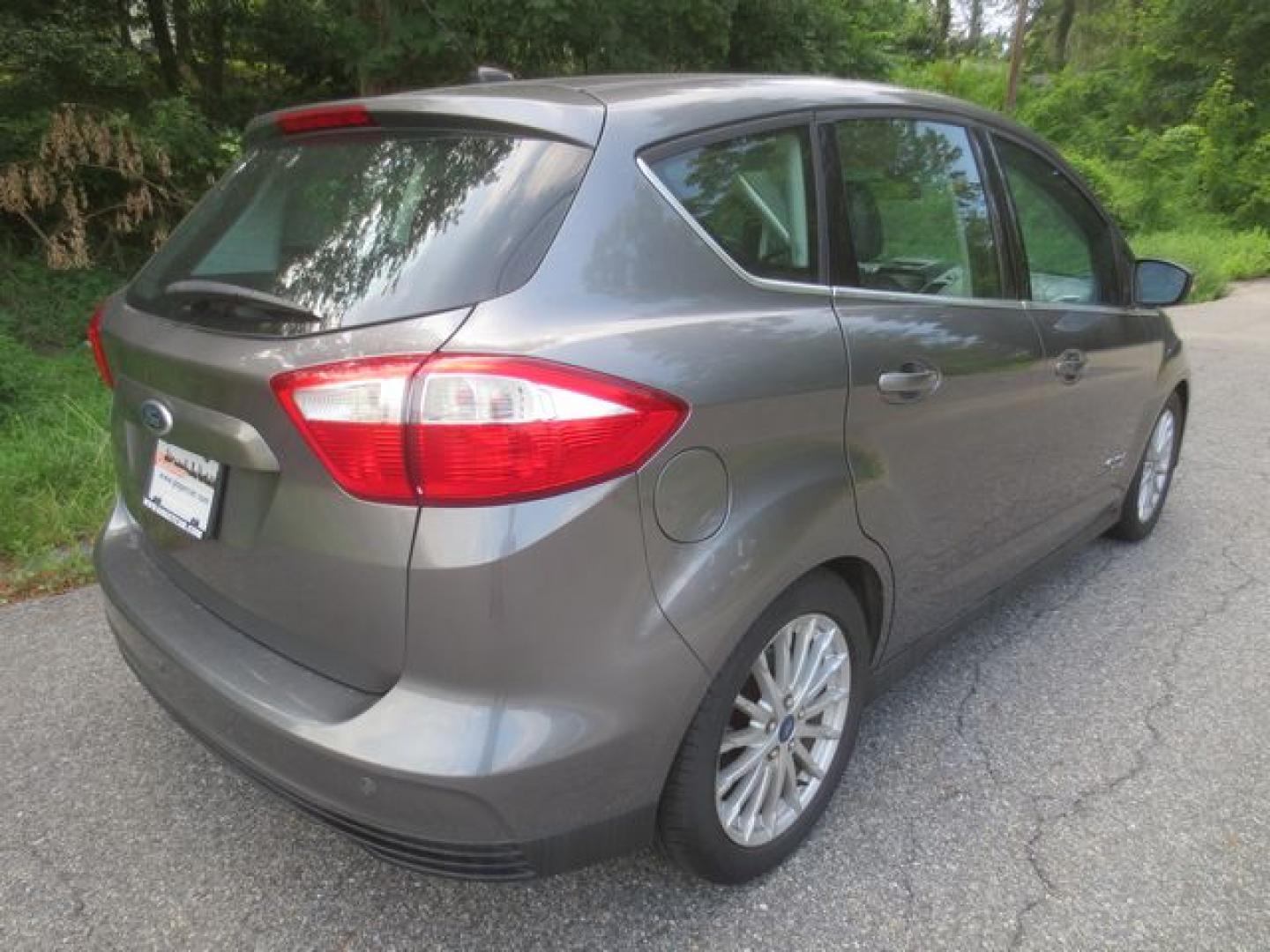 2013 Silver /Black Ford C-Max Hybrid SEL (1FADP5CU7DL) with an 2.0L L4 DOHC 16V HYBRID engine, Automatic transmission, located at 270 US Route 6, Mahopac, NY, 10541, (845) 621-0895, 41.349022, -73.755280 - Photo#3