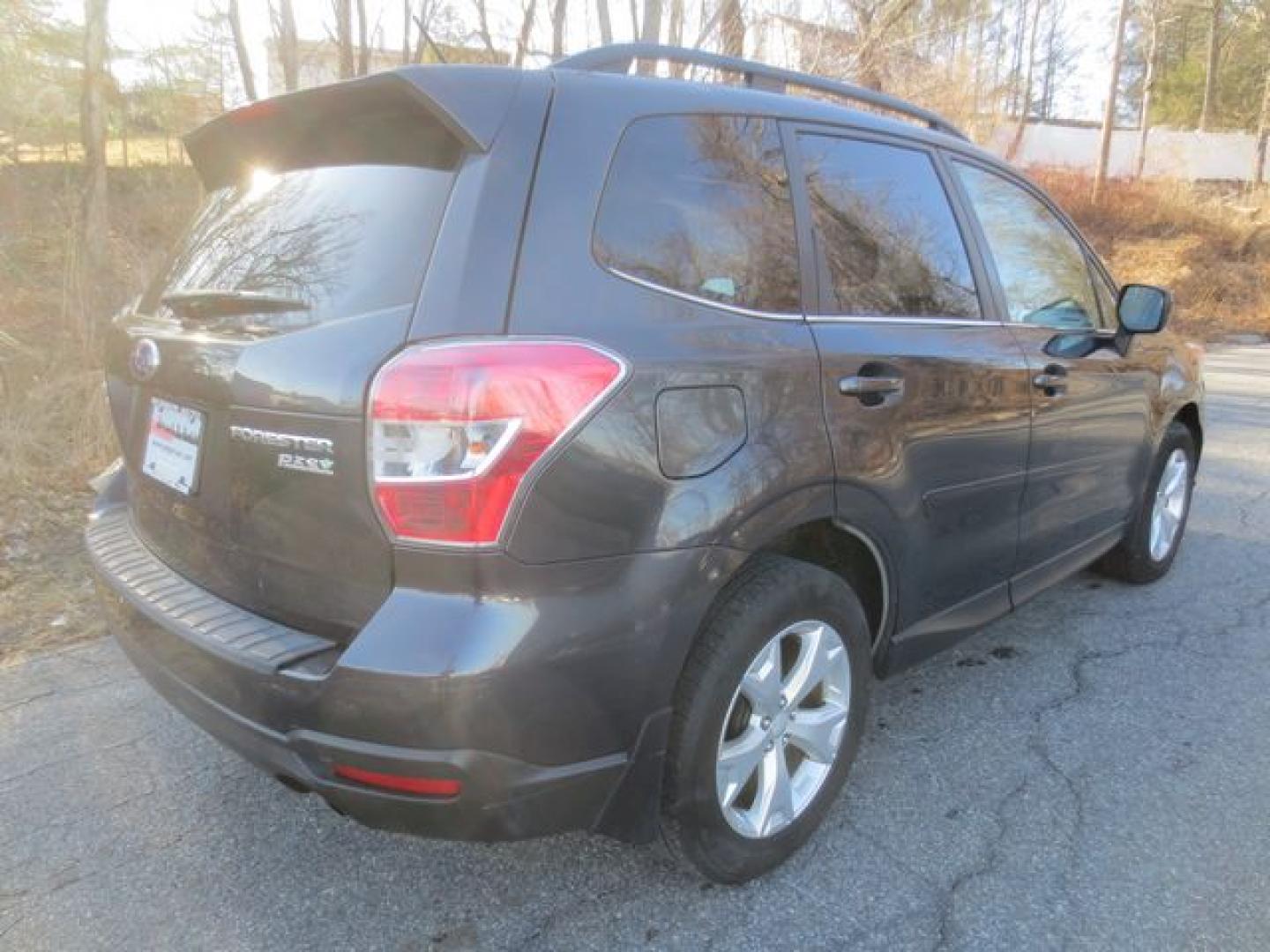 2014 Gray /Tan Subaru Forester 2.5i Limited (JF2SJAHC1EH) with an 2.5L H4 SOHC 16V engine, 6-Speed Automatic transmission, located at 270 US Route 6, Mahopac, NY, 10541, (845) 621-0895, 41.349022, -73.755280 - Photo#3