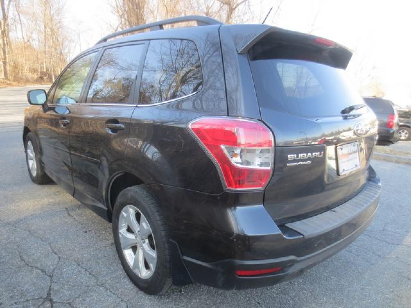 2014 Gray /Tan Subaru Forester 2.5i Limited (JF2SJAHC1EH) with an 2.5L H4 SOHC 16V engine, 6-Speed Automatic transmission, located at 270 US Route 6, Mahopac, NY, 10541, (845) 621-0895, 41.349022, -73.755280 - Photo#4