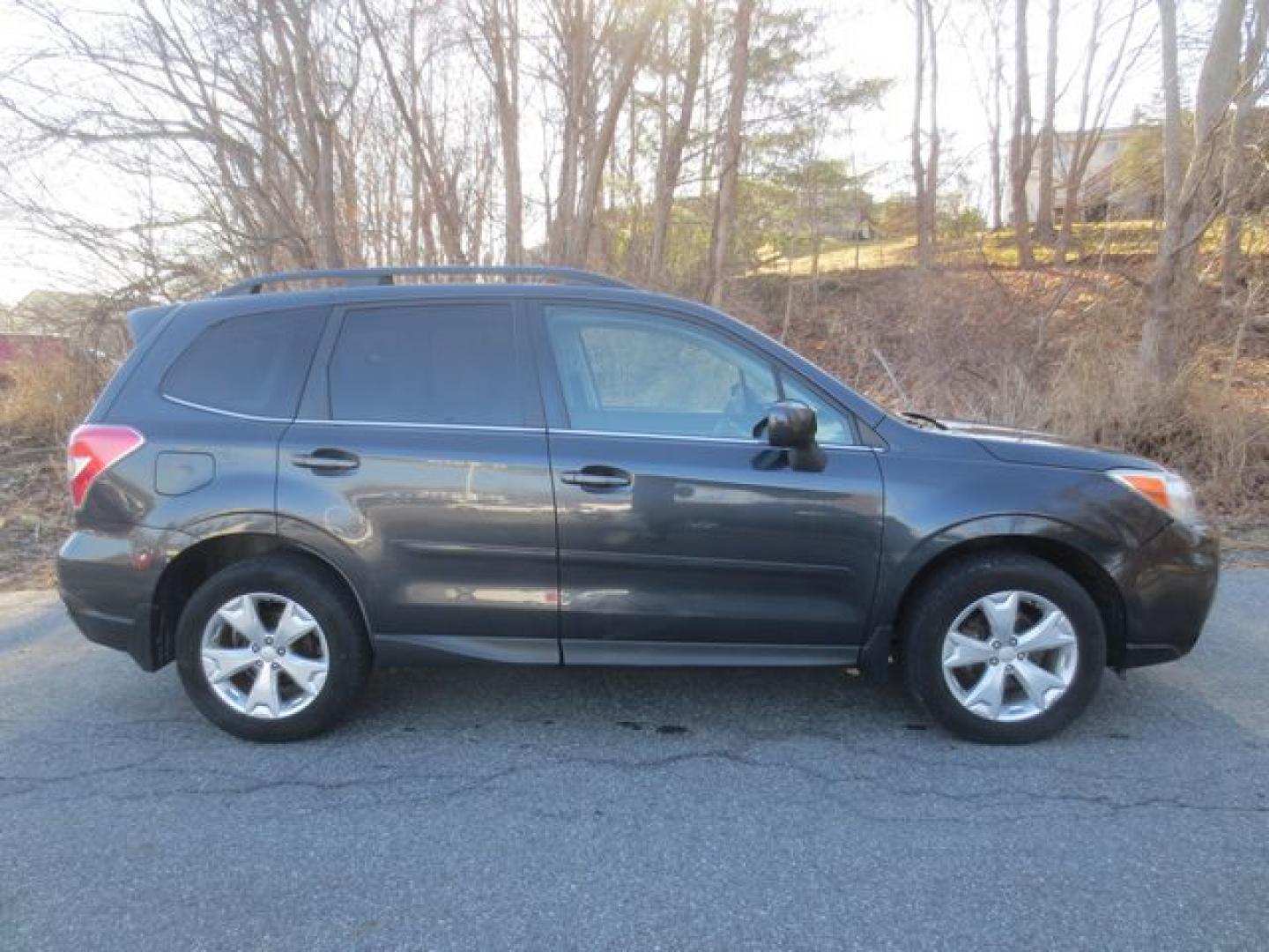 2014 Gray /Tan Subaru Forester 2.5i Limited (JF2SJAHC1EH) with an 2.5L H4 SOHC 16V engine, 6-Speed Automatic transmission, located at 270 US Route 6, Mahopac, NY, 10541, (845) 621-0895, 41.349022, -73.755280 - Photo#10