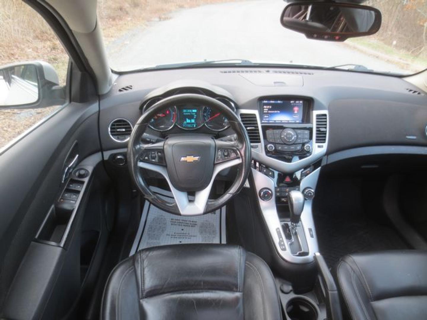 2014 Silver /Black Chevrolet Cruze Diesel (1G1P75SZ4E7) with an 2.0L L4 DOHC 16V DIESEL engine, 6-Speed Automatic transmission, located at 270 US Route 6, Mahopac, NY, 10541, (845) 621-0895, 41.349022, -73.755280 - Photo#8