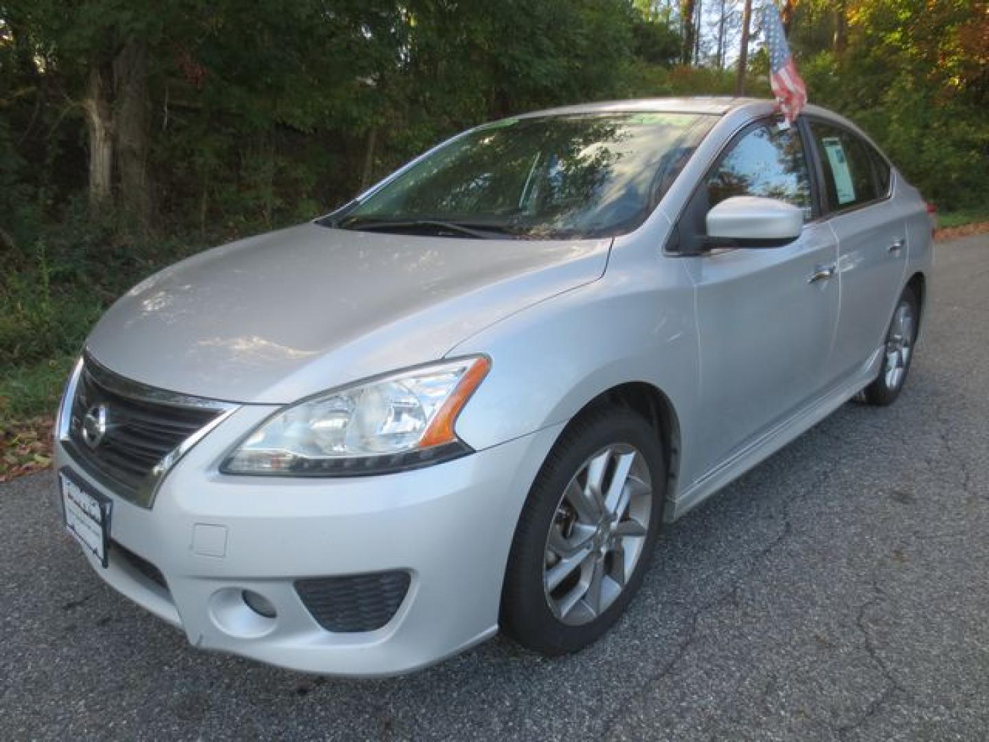 2013 Silver /Gray Nissan Sentra SR (3N1AB7AP9DL) with an 2.0L L4 DOHC 16V engine, Automatic transmission, located at 270 US Route 6, Mahopac, NY, 10541, (845) 621-0895, 41.349022, -73.755280 - Photo#0