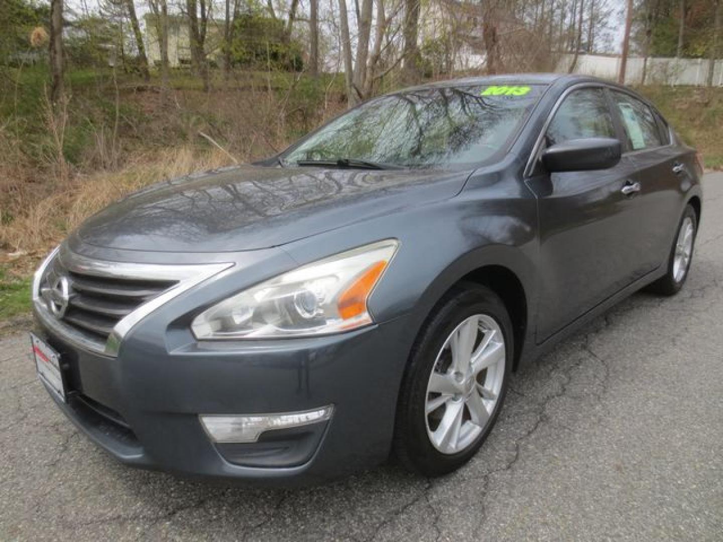 2013 Gray /Gray Nissan Altima 2.5 S (1N4AL3AP0DN) with an 2.5L L4 DOHC 16V engine, Automatic transmission, located at 270 US Route 6, Mahopac, NY, 10541, (845) 621-0895, 41.349022, -73.755280 - Photo#0