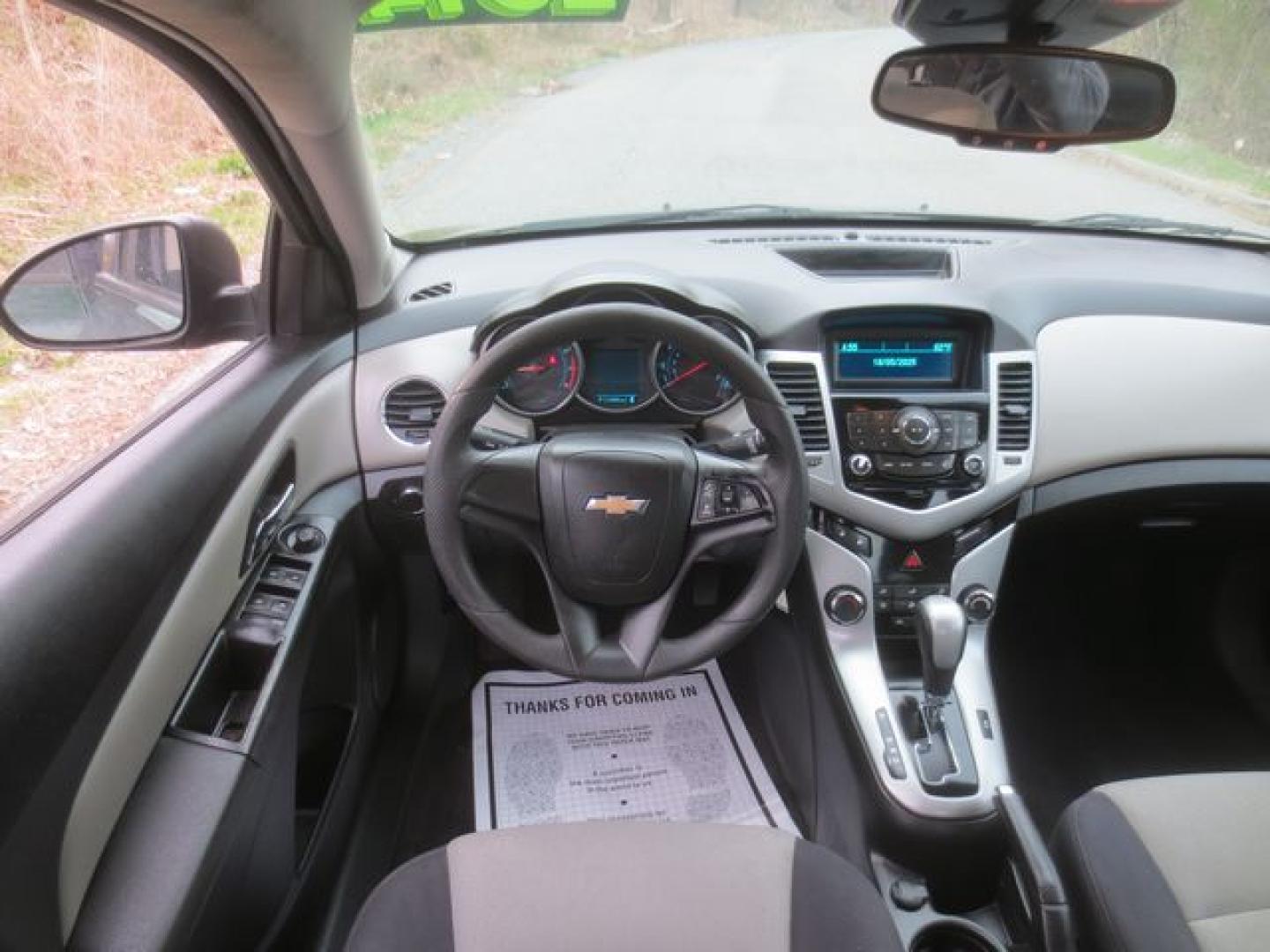 2014 Green /Gray Chevrolet Cruze LS (1G1PA5SG2E7) with an 1.8L L4 DOHC 16V engine, Automatic transmission, located at 270 US Route 6, Mahopac, NY, 10541, (845) 621-0895, 41.349022, -73.755280 - Photo#8