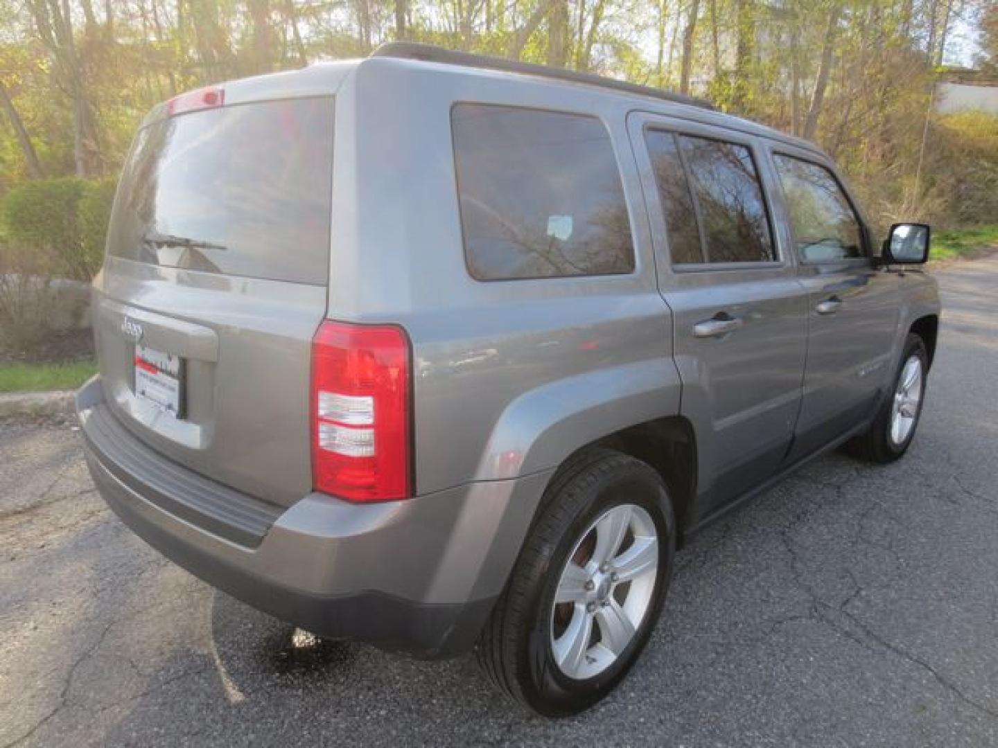 2012 Gray /Black Jeep Patriot Sport 2WD (1C4NJPBBXCD) with an 2.4L L4 DOHC 16V engine, Automatic transmission, located at 270 US Route 6, Mahopac, NY, 10541, (845) 621-0895, 41.349022, -73.755280 - Photo#3