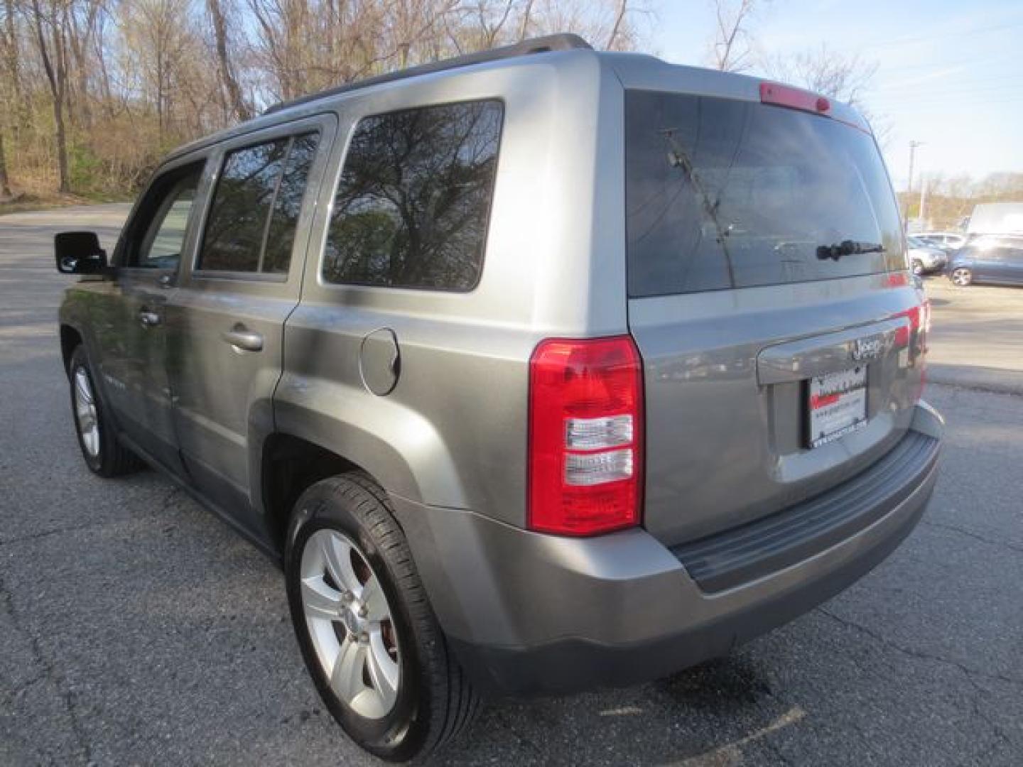 2012 Gray /Black Jeep Patriot Sport 2WD (1C4NJPBBXCD) with an 2.4L L4 DOHC 16V engine, Automatic transmission, located at 270 US Route 6, Mahopac, NY, 10541, (845) 621-0895, 41.349022, -73.755280 - Photo#4
