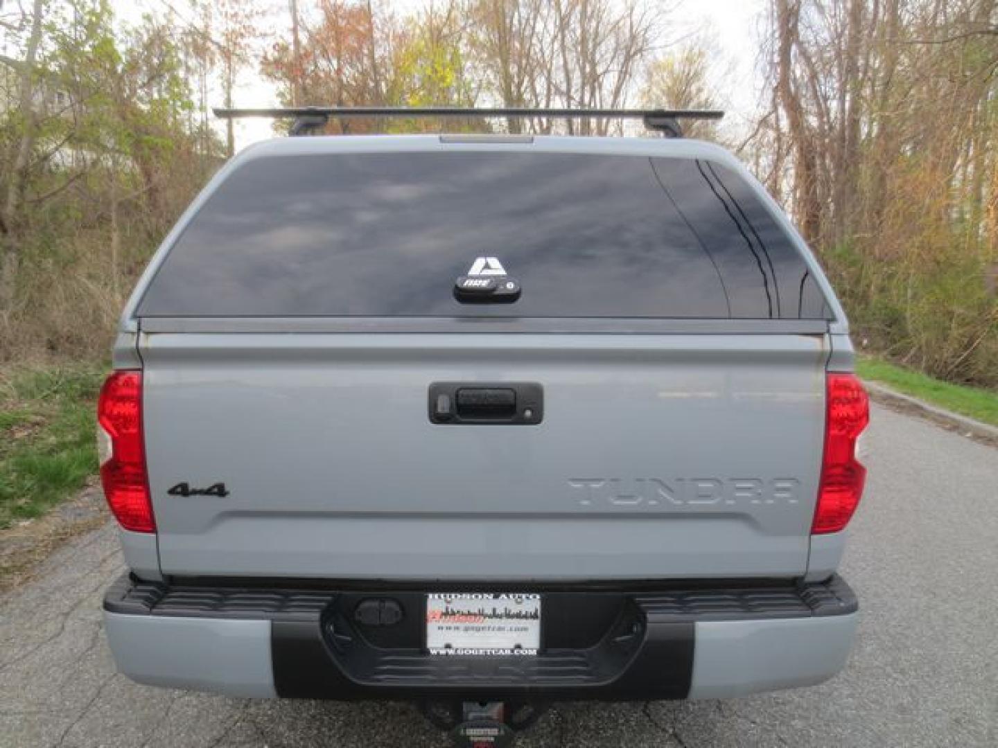 2021 Gray /Black Toyota Tundra SR5 5.7L V8 CrewMax 4WD (5TFDY5F1XMX) with an 5.7L V8 DOHC 32V engine, 6A transmission, located at 270 US Route 6, Mahopac, NY, 10541, (845) 621-0895, 41.349022, -73.755280 - Photo#5