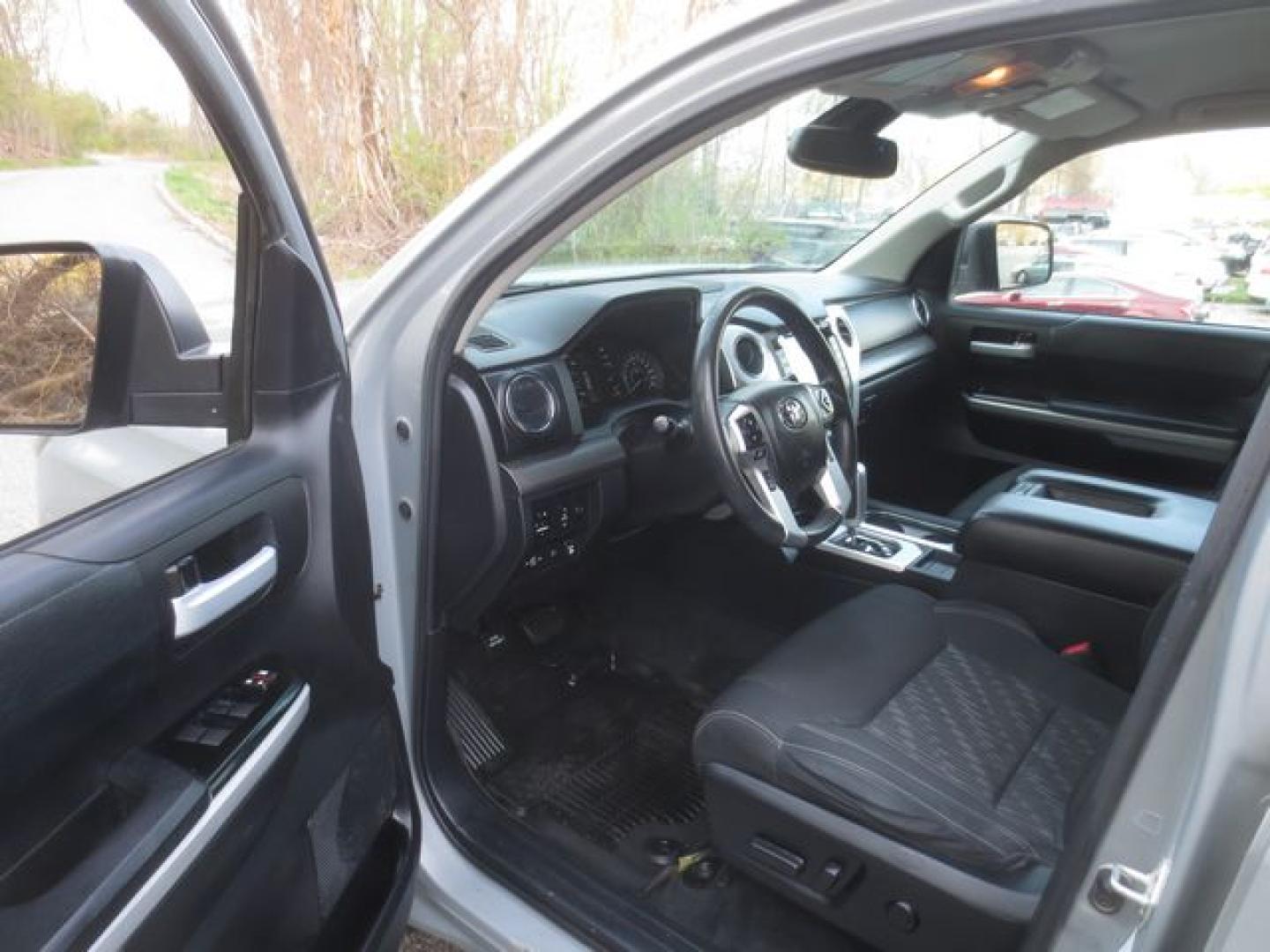 2021 Gray /Black Toyota Tundra SR5 5.7L V8 CrewMax 4WD (5TFDY5F1XMX) with an 5.7L V8 DOHC 32V engine, 6A transmission, located at 270 US Route 6, Mahopac, NY, 10541, (845) 621-0895, 41.349022, -73.755280 - Photo#6
