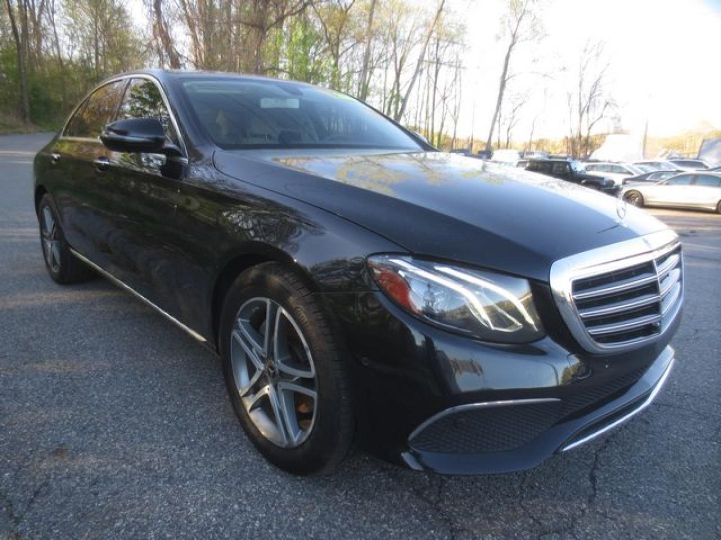 2019 Black /Tan Mercedes-Benz E-Class E300 Luxury 4MATIC Sedan (WDDZF4KB5KA) with an 2.0L L4 DOHC 16V engine, Automatic transmission, located at 270 US Route 6, Mahopac, NY, 10541, (845) 621-0895, 41.349022, -73.755280 - Photo#1
