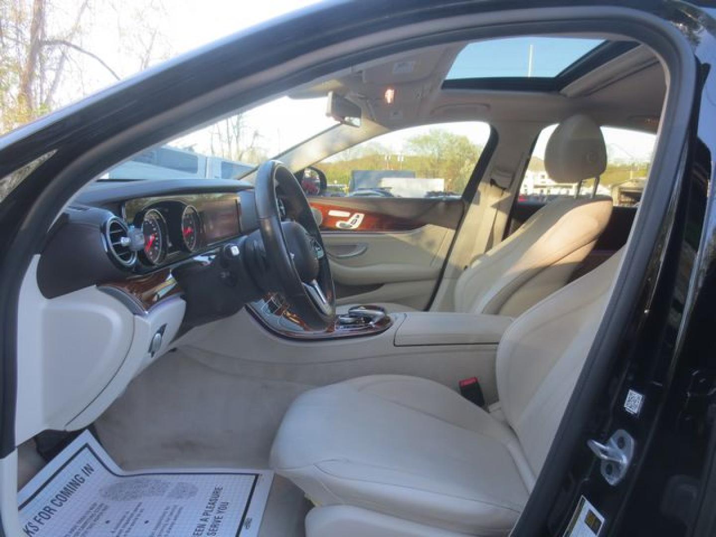 2019 Black /Tan Mercedes-Benz E-Class E300 Luxury 4MATIC Sedan (WDDZF4KB5KA) with an 2.0L L4 DOHC 16V engine, Automatic transmission, located at 270 US Route 6, Mahopac, NY, 10541, (845) 621-0895, 41.349022, -73.755280 - Photo#7