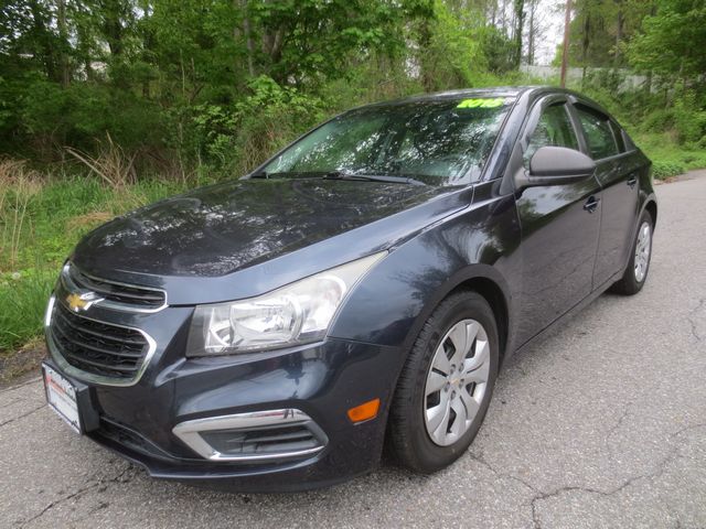 photo of 2015 Chevrolet Cruze LS Auto