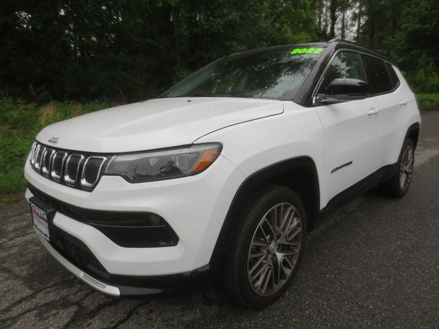 photo of 2022 Jeep Compass Limited 4WD