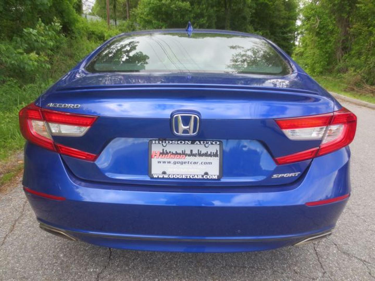 2018 Blue /Black Honda Accord Sport 6-Spd MT (1HGCV1E37JA) with an 1.5L L4 DOHC 16V engine, 6 Speed Manual transmission, located at 270 US Route 6, Mahopac, NY, 10541, (845) 621-0895, 41.349022, -73.755280 - Photo#5
