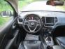 2017 White /Black Jeep Cherokee Limited 4WD (1C4PJMDB0HW) with an 2.4L L4 DOHC 16V engine, Automatic transmission, located at 270 US Route 6, Mahopac, NY, 10541, (845) 621-0895, 41.349022, -73.755280 - Photo#8