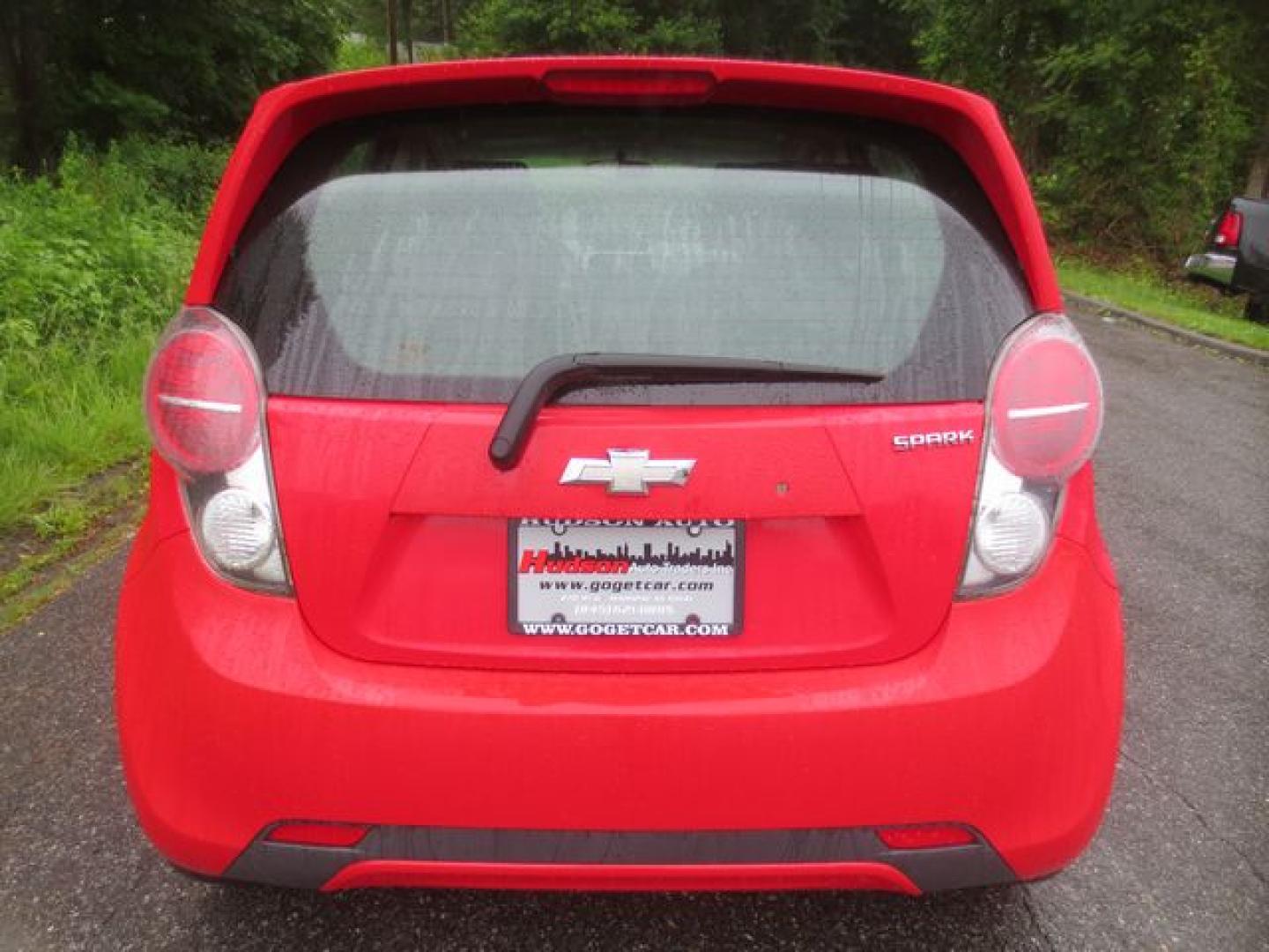 2013 Red /Gray Chevrolet Spark LS (KL8CB6S93DC) with an 1.2L L4 16V DOHC engine, 4-Speed Automatic transmission, located at 270 US Route 6, Mahopac, NY, 10541, (845) 621-0895, 41.349022, -73.755280 - Photo#5