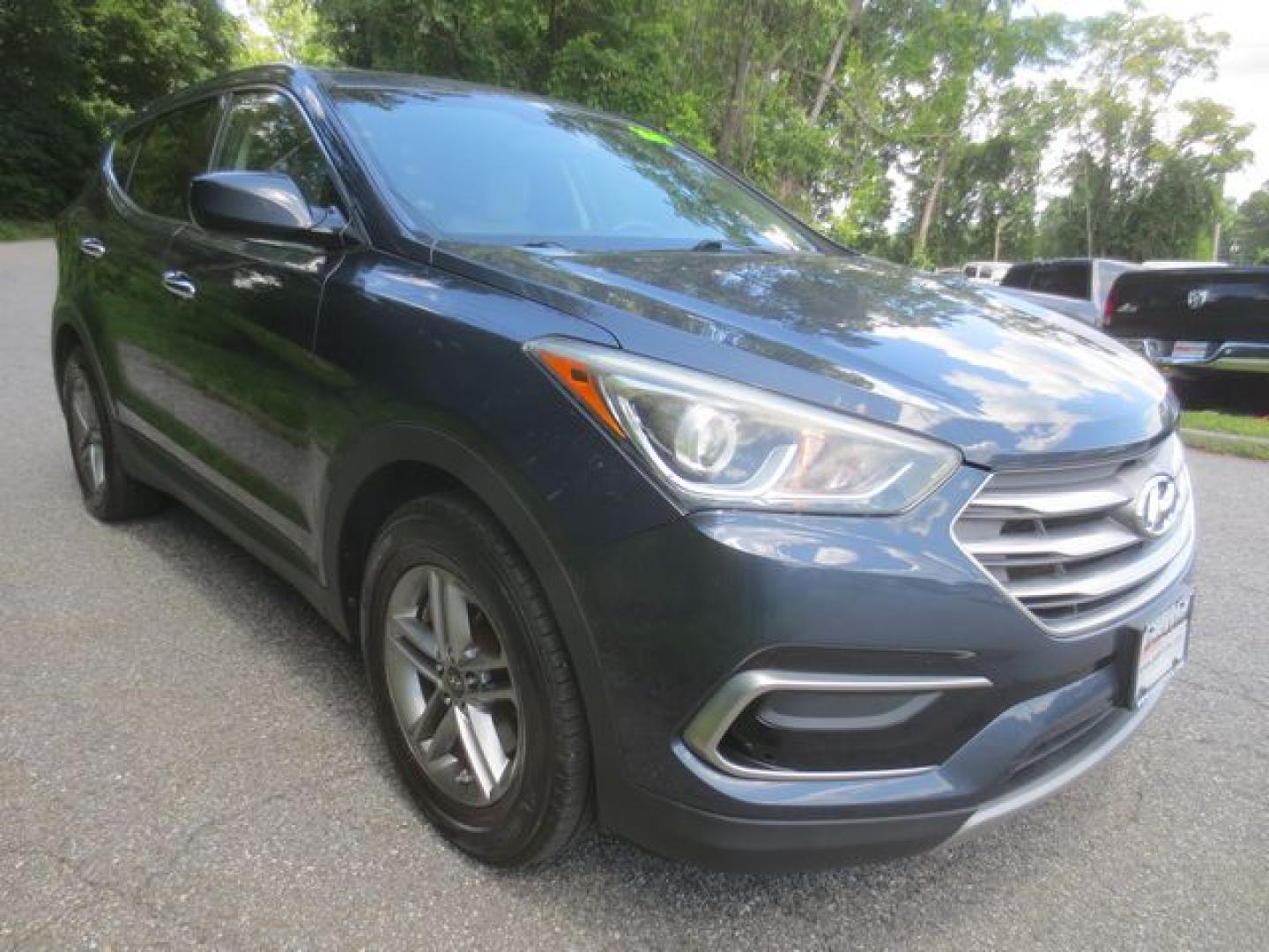 2017 Gray /Gray Hyundai Santa Fe Sport 2.4 AWD (5NMZTDLB0HH) with an 2.4L L4 DOHC 16V engine, 6A transmission, located at 270 US Route 6, Mahopac, NY, 10541, (845) 621-0895, 41.349022, -73.755280 - Photo#1