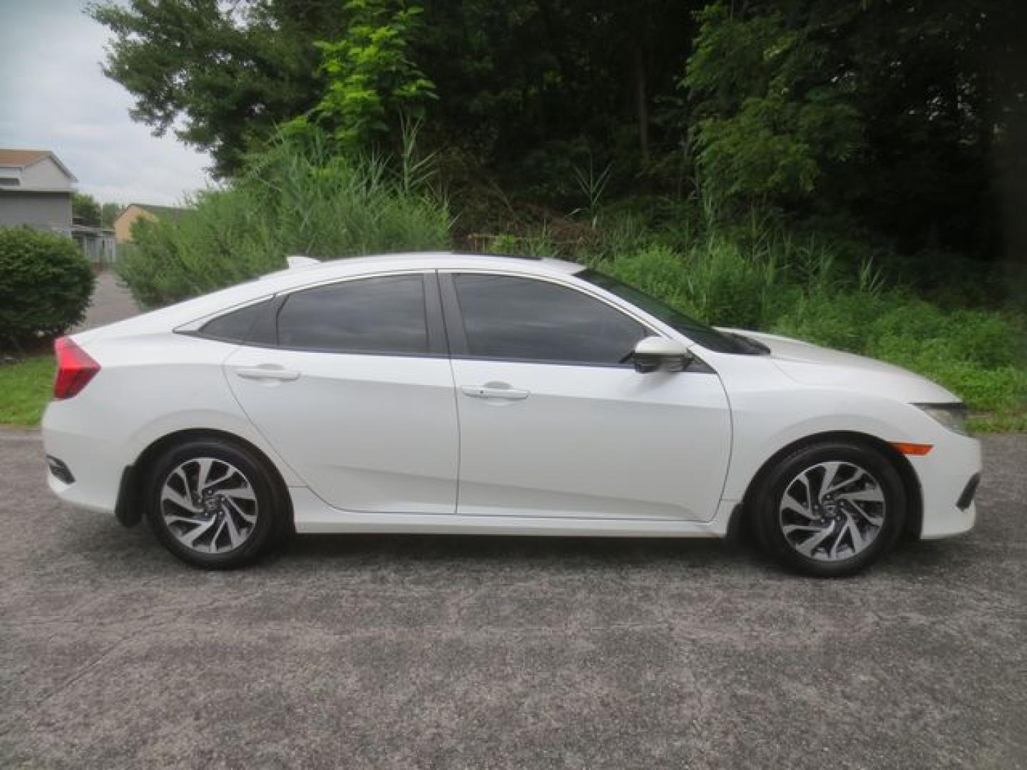 2017 White /Black Honda Civic EX W/HONDA SENSING (19XFC2F73HE) with an 2.0L L4 DOHC 16V engine, Automatic transmission, located at 270 US Route 6, Mahopac, NY, 10541, (845) 621-0895, 41.349022, -73.755280 - Photo#11