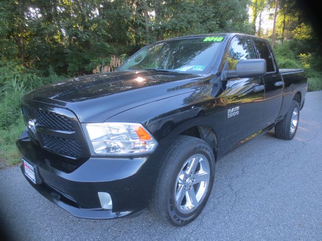 photo of 2018 RAM 1500 Tradesman Quad Cab 4WD
