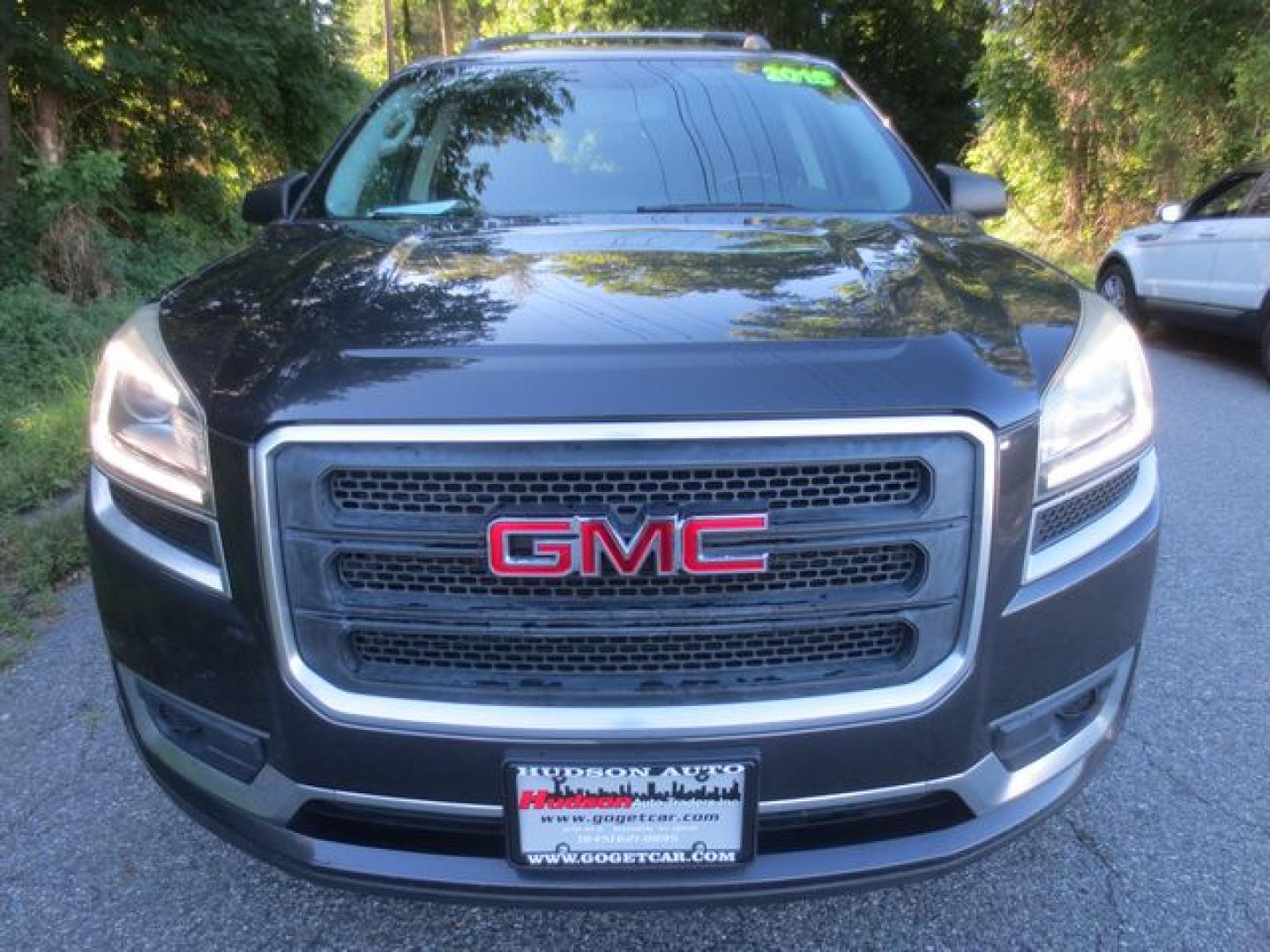 2015 Black /Gray GMC Acadia SLE-1 AWD (1GKKVNED3FJ) with an 3.6L V6 DOHC 24V engine, 6-Speed Automatic transmission, located at 270 US Route 6, Mahopac, NY, 10541, (845) 621-0895, 41.349022, -73.755280 - Photo#2