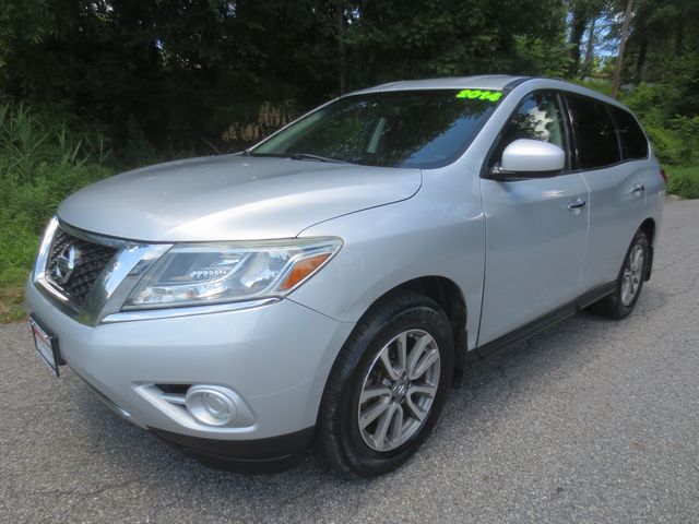 photo of 2014 Nissan Pathfinder S 4WD