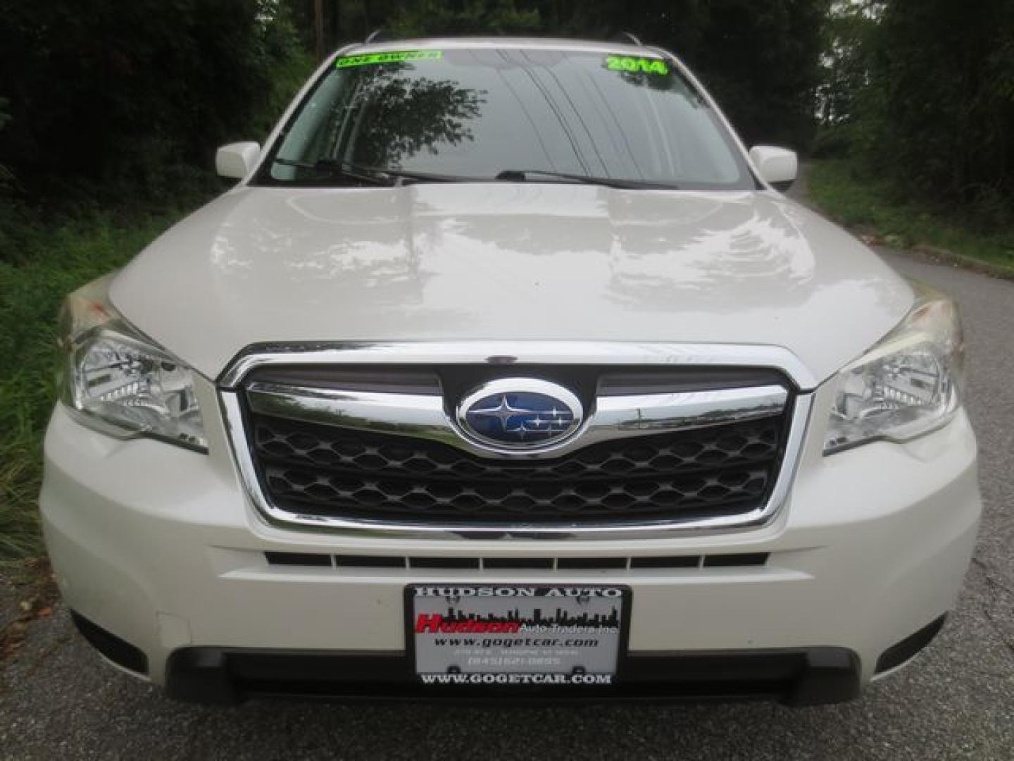 2014 White /Gray Subaru Forester 2.5i Premium (JF2SJACC4EG) with an 2.5L H4 SOHC 16V engine, 6-Speed Manual transmission, located at 270 US Route 6, Mahopac, NY, 10541, (845) 621-0895, 41.349022, -73.755280 - Photo#2