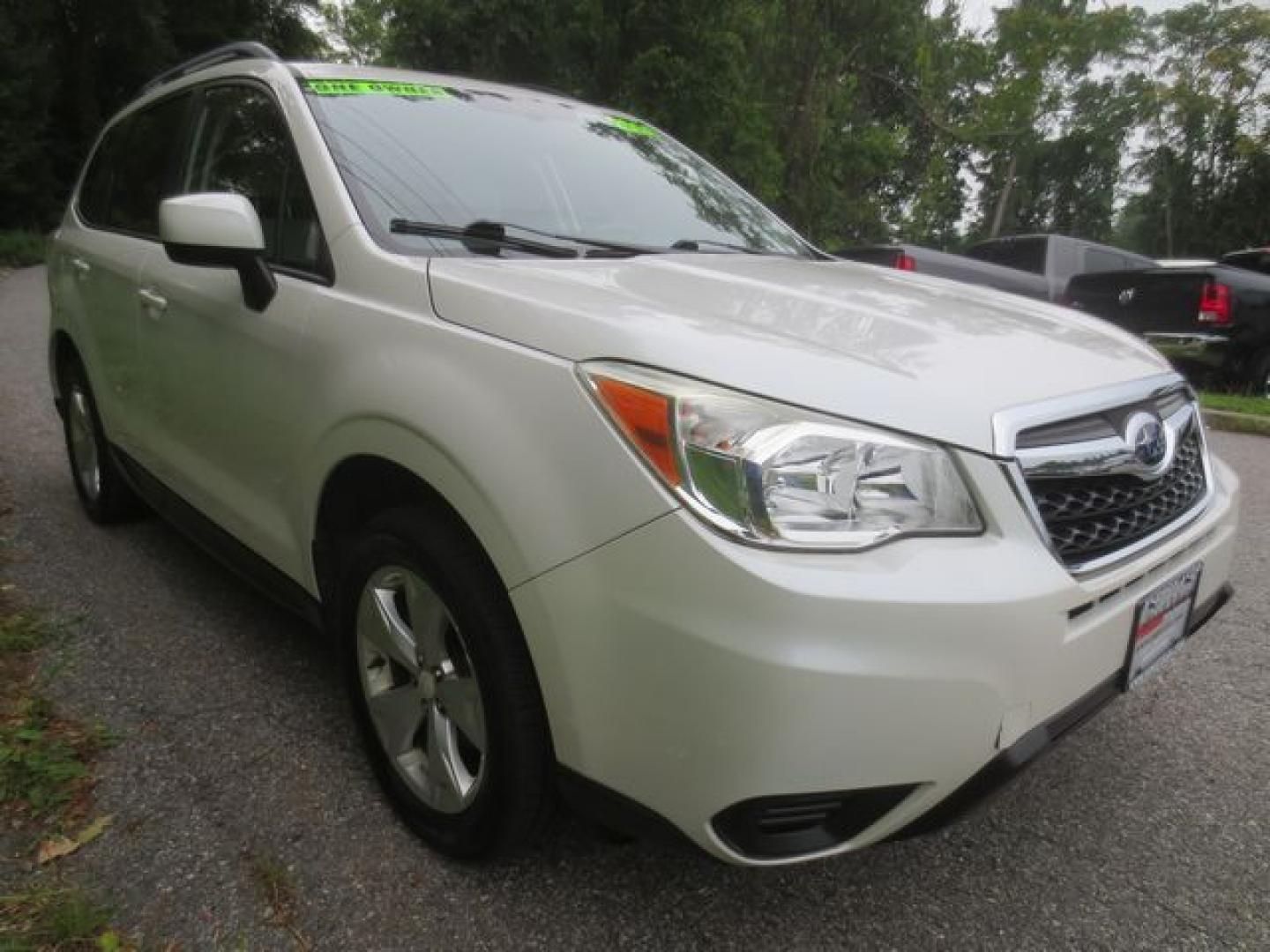 2014 White /Gray Subaru Forester 2.5i Premium (JF2SJACC4EG) with an 2.5L H4 SOHC 16V engine, 6-Speed Manual transmission, located at 270 US Route 6, Mahopac, NY, 10541, (845) 621-0895, 41.349022, -73.755280 - Photo#1