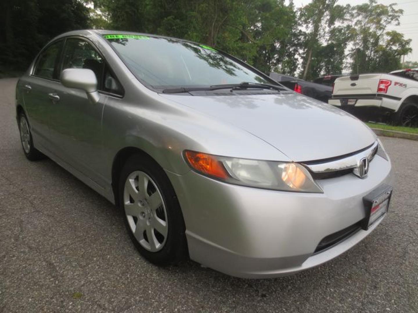 2008 Silver /Gray Honda Civic LX (2HGFA16558H) with an 1.8L L4 SOHC 16V engine, 5-Speed Automatic Overdrive transmission, located at 270 US Route 6, Mahopac, NY, 10541, (845) 621-0895, 41.349022, -73.755280 - Photo#1