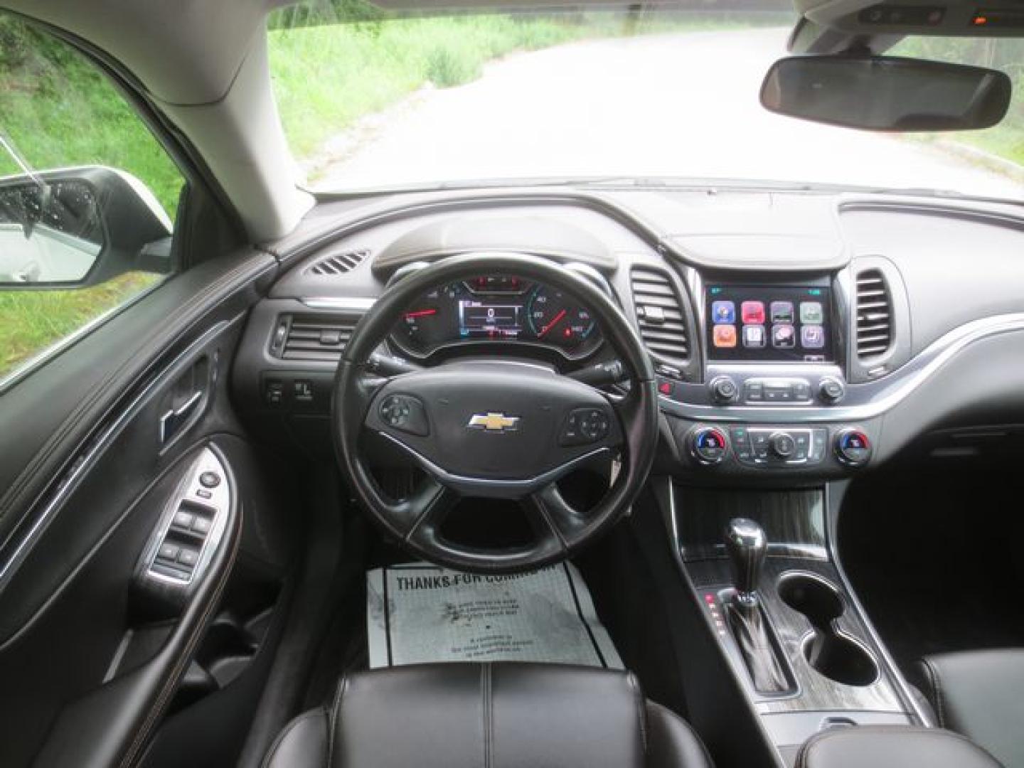 2016 White /Black Chevrolet Impala LT (2G1105SA6G9) with an 2.5L L4 DOHC 16V engine, Automatic 6-Speed transmission, located at 270 US Route 6, Mahopac, NY, 10541, (845) 621-0895, 41.349022, -73.755280 - Photo#8