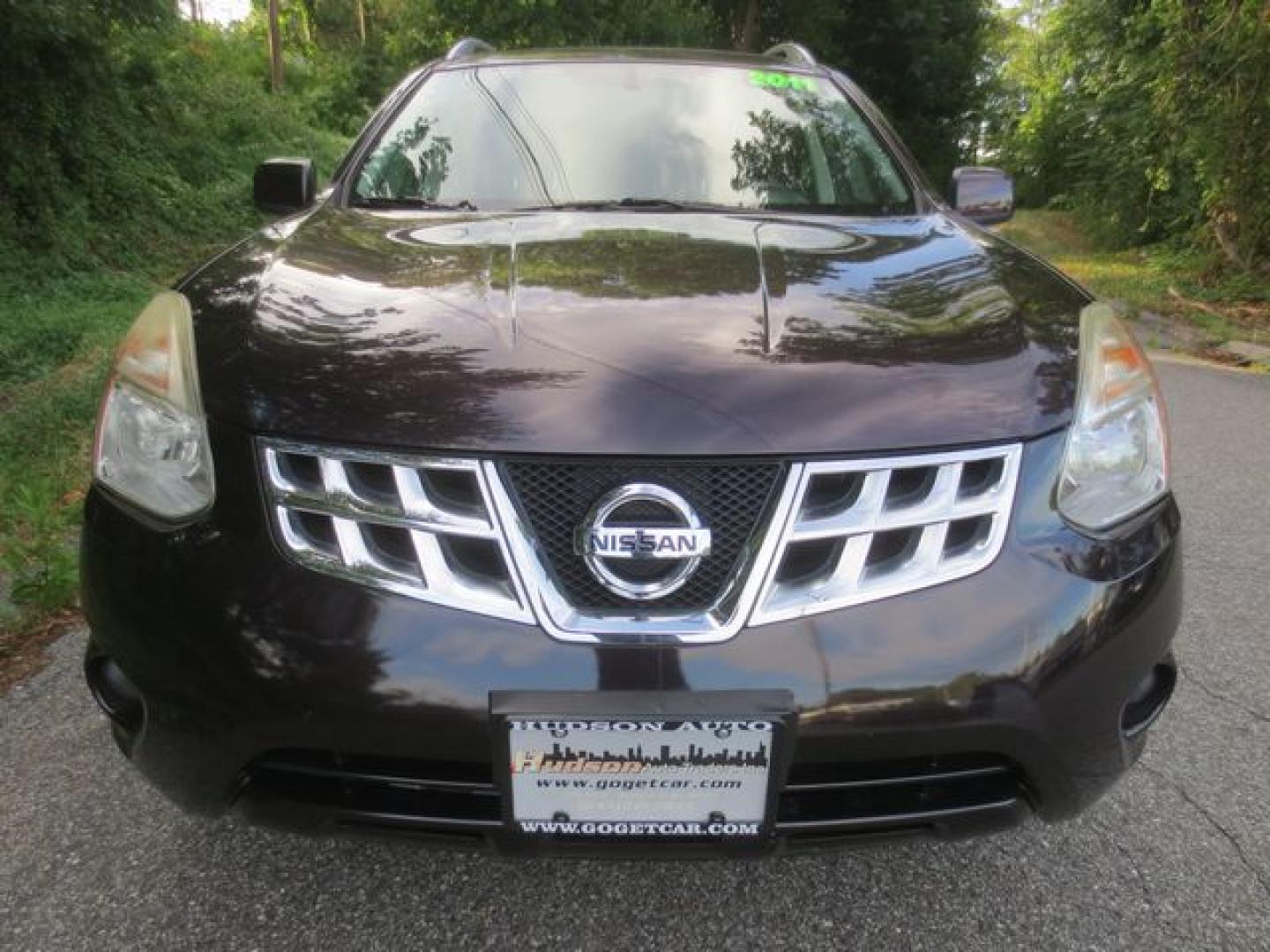 2011 Purple /Black Nissan Rogue S (JN8AS5MV3BW) with an 2.5L L4 DOHC 16V engine, Automatic transmission, located at 270 US Route 6, Mahopac, NY, 10541, (845) 621-0895, 41.349022, -73.755280 - Photo#2