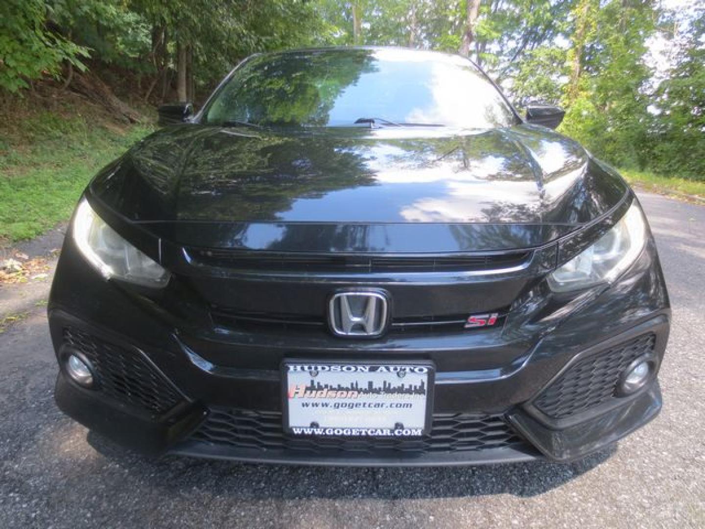 2018 Black /Black Honda Civic ZSI (2HGFC3A51JH) with an 1.5L L4 SOHC 16V engine, 6 Manual transmission, located at 270 US Route 6, Mahopac, NY, 10541, (845) 621-0895, 41.349022, -73.755280 - Photo#2