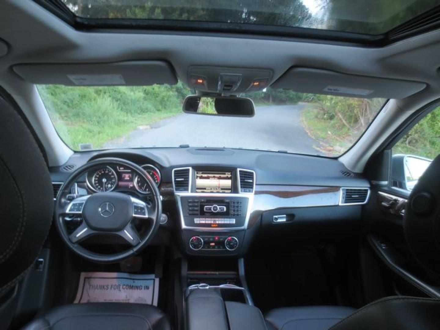 2014 Gray /Black Mercedes-Benz M-Class ML350 4MATIC (4JGDA5HBXEA) with an 3.5L V6 DOHC 24V engine, 7-Speed Automatic transmission, located at 270 US Route 6, Mahopac, NY, 10541, (845) 621-0895, 41.349022, -73.755280 - Photo#7