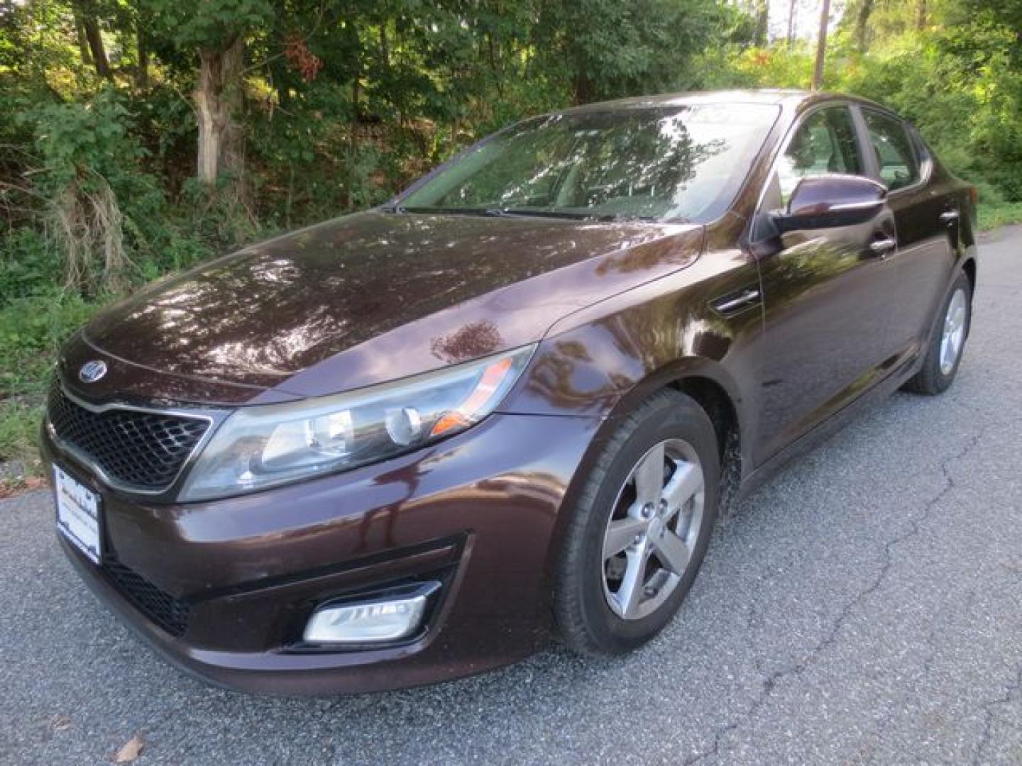 2014 Red /Beige Kia Optima LX (5XXGM4A74EG) with an 2.4L L4 DOHC 16V engine, 6-Speed Automatic transmission, located at 270 US Route 6, Mahopac, NY, 10541, (845) 621-0895, 41.349022, -73.755280 - Photo#0