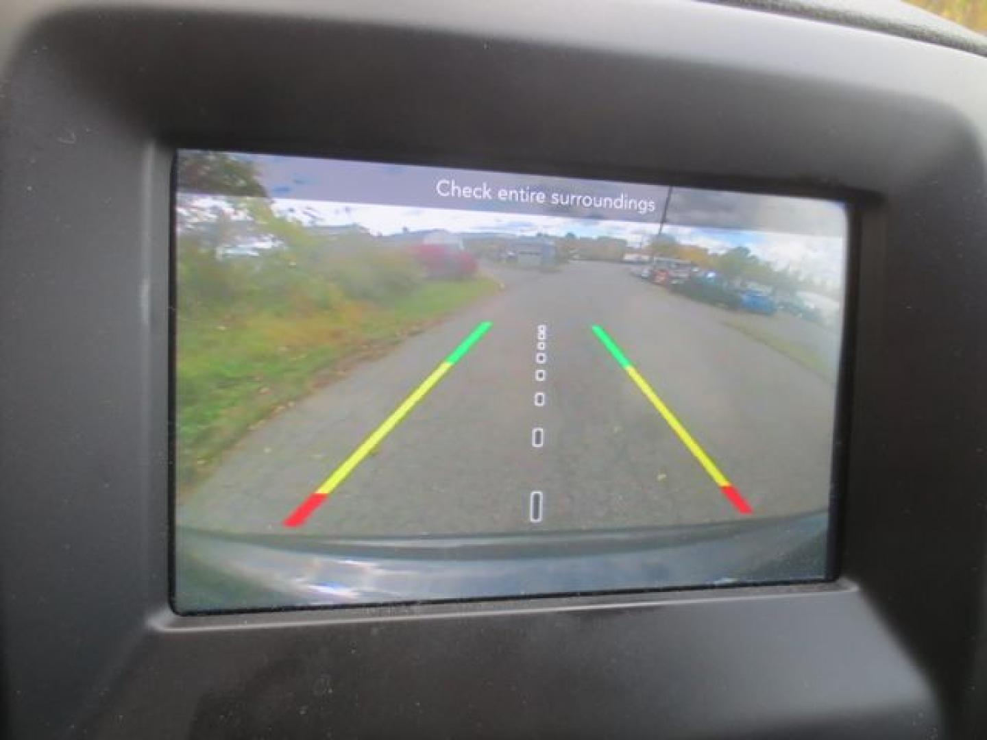 2018 Gray /Black Jeep Compass Sport (3C4NJDBB4JT) with an 2.4L L4 DOHC 16V engine, Automatic transmission, located at 270 US Route 6, Mahopac, NY, 10541, (845) 621-0895, 41.349022, -73.755280 - Photo#9