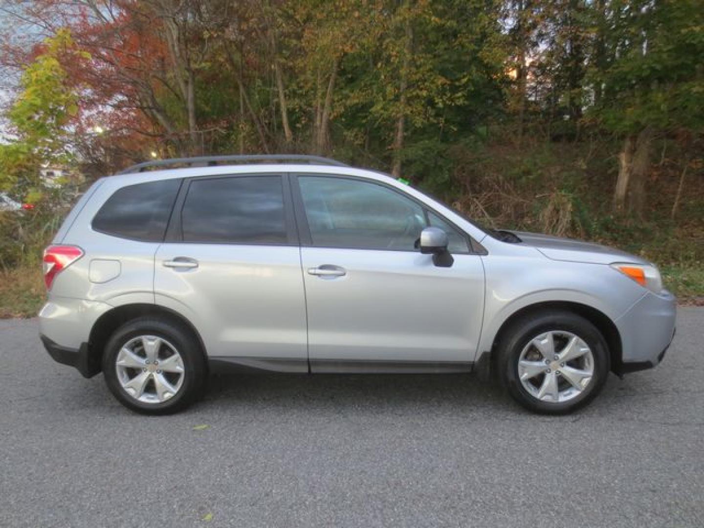 2014 Silver /Black Subaru Forester 2.5i Premium (JF2SJAEC6EH) with an 2.5L H4 SOHC 16V engine, 6-Speed Automatic transmission, located at 270 US Route 6, Mahopac, NY, 10541, (845) 621-0895, 41.349022, -73.755280 - Photo#10