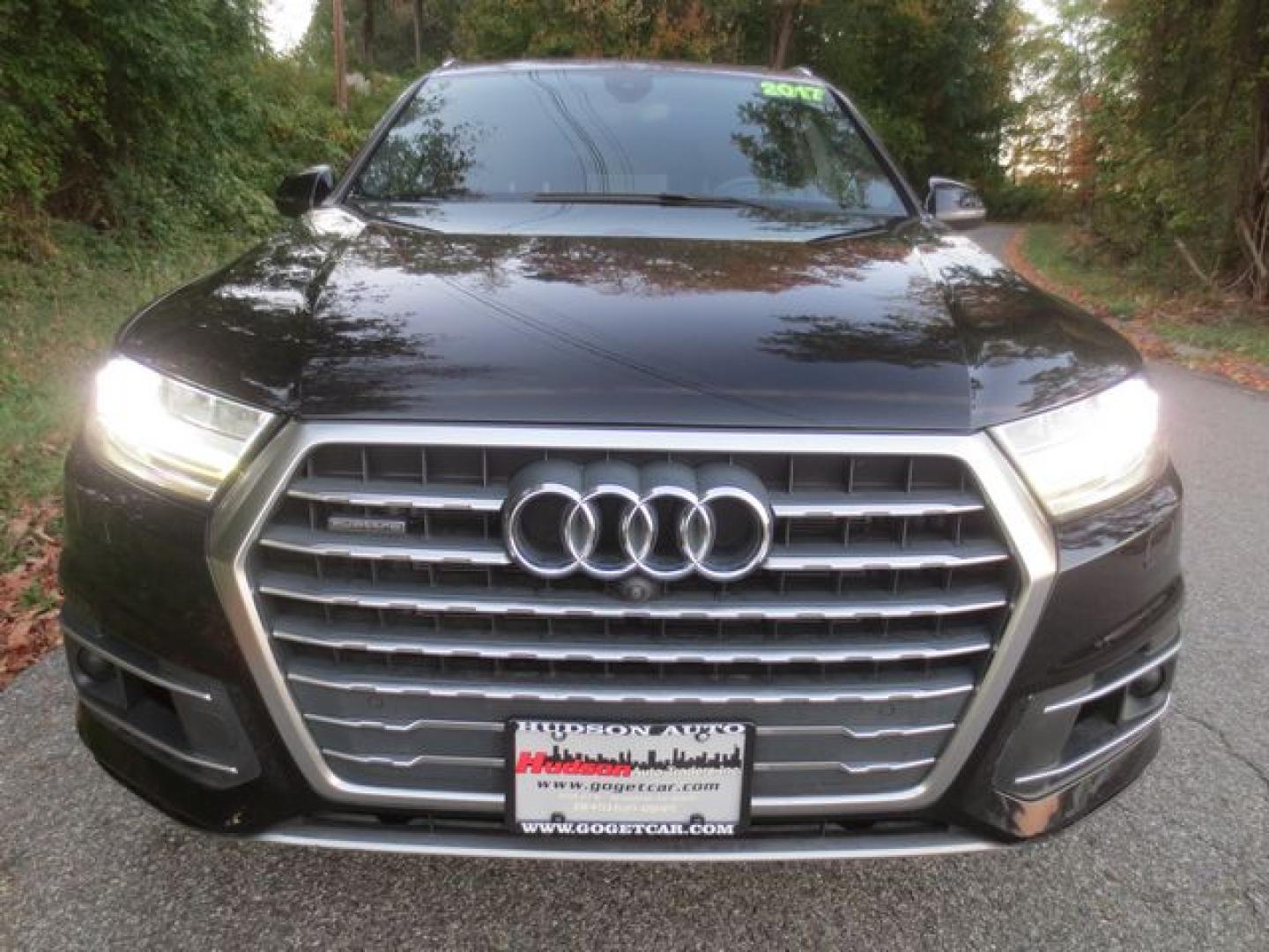 2017 Black /Black Audi Q7 Prestige (WA1VAAF74HD) with an 3.0L V6 engine, 8A transmission, located at 270 US Route 6, Mahopac, NY, 10541, (845) 621-0895, 41.349022, -73.755280 - Photo#2