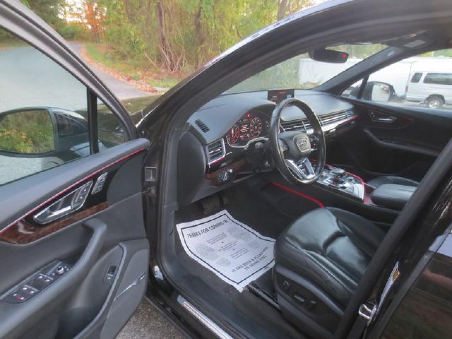 2017 Black /Black Audi Q7 Prestige (WA1VAAF74HD) with an 3.0L V6 engine, 8A transmission, located at 270 US Route 6, Mahopac, NY, 10541, (845) 621-0895, 41.349022, -73.755280 - Photo#6
