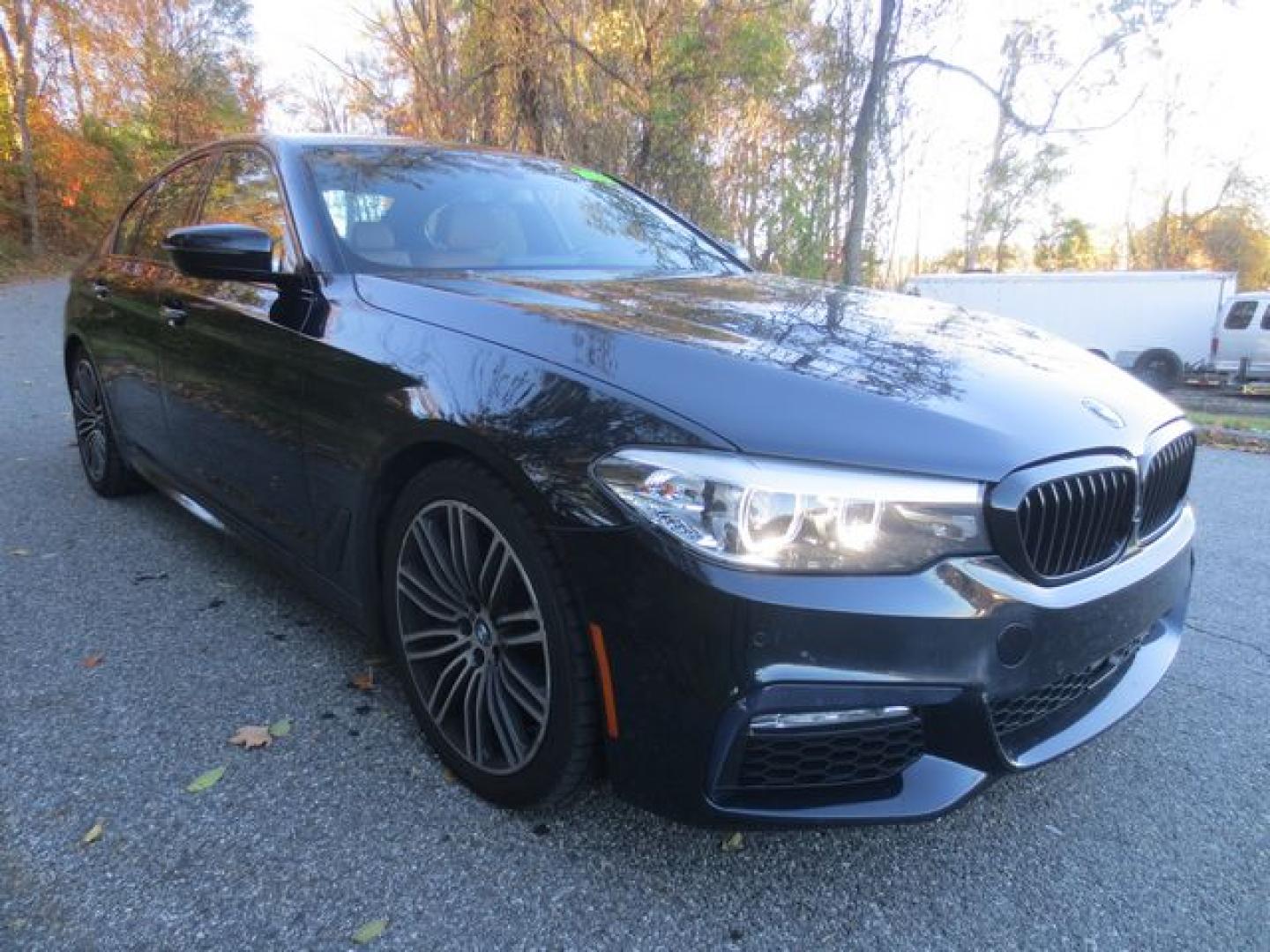 2018 Blue /Saddle BMW 5-Series xDrive M-Sport (WBAJE7C52JW) with an 3.0L L6 DOHC 24V TWIN TORBO engine, Automatic transmission, located at 270 US Route 6, Mahopac, NY, 10541, (845) 621-0895, 41.349022, -73.755280 - Photo#1