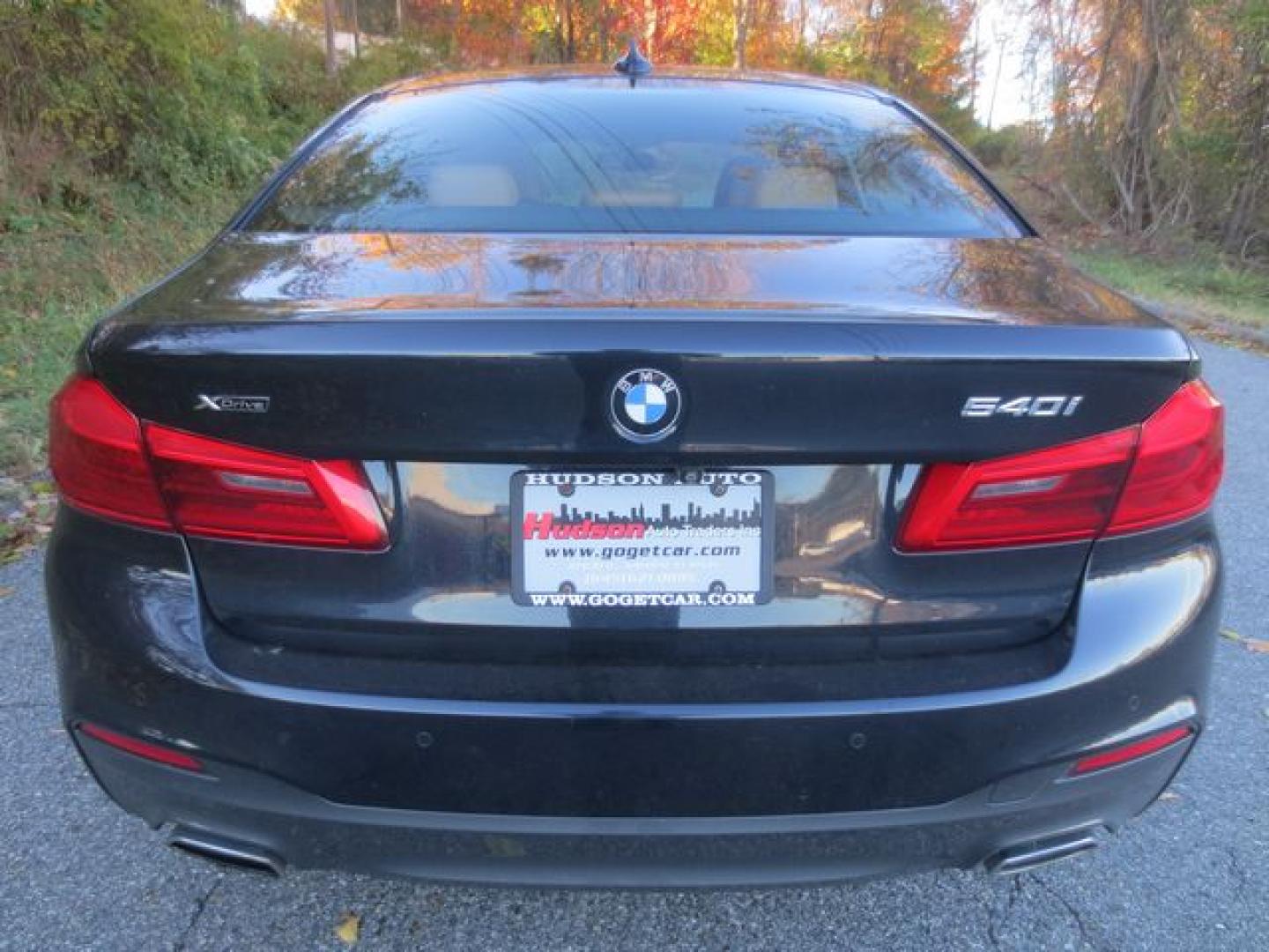 2018 Blue /Saddle BMW 5-Series xDrive M-Sport (WBAJE7C52JW) with an 3.0L L6 DOHC 24V TWIN TORBO engine, Automatic transmission, located at 270 US Route 6, Mahopac, NY, 10541, (845) 621-0895, 41.349022, -73.755280 - Photo#5