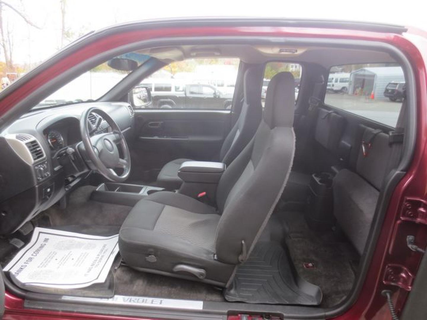 2007 Red /Black Chevrolet Colorado 2 LT Ext. Cab (1GCDT19E178) with an 3.7L L5 DOHC 20V engine, Automatic transmission, located at 270 US Route 6, Mahopac, NY, 10541, (845) 621-0895, 41.349022, -73.755280 - Photo#7