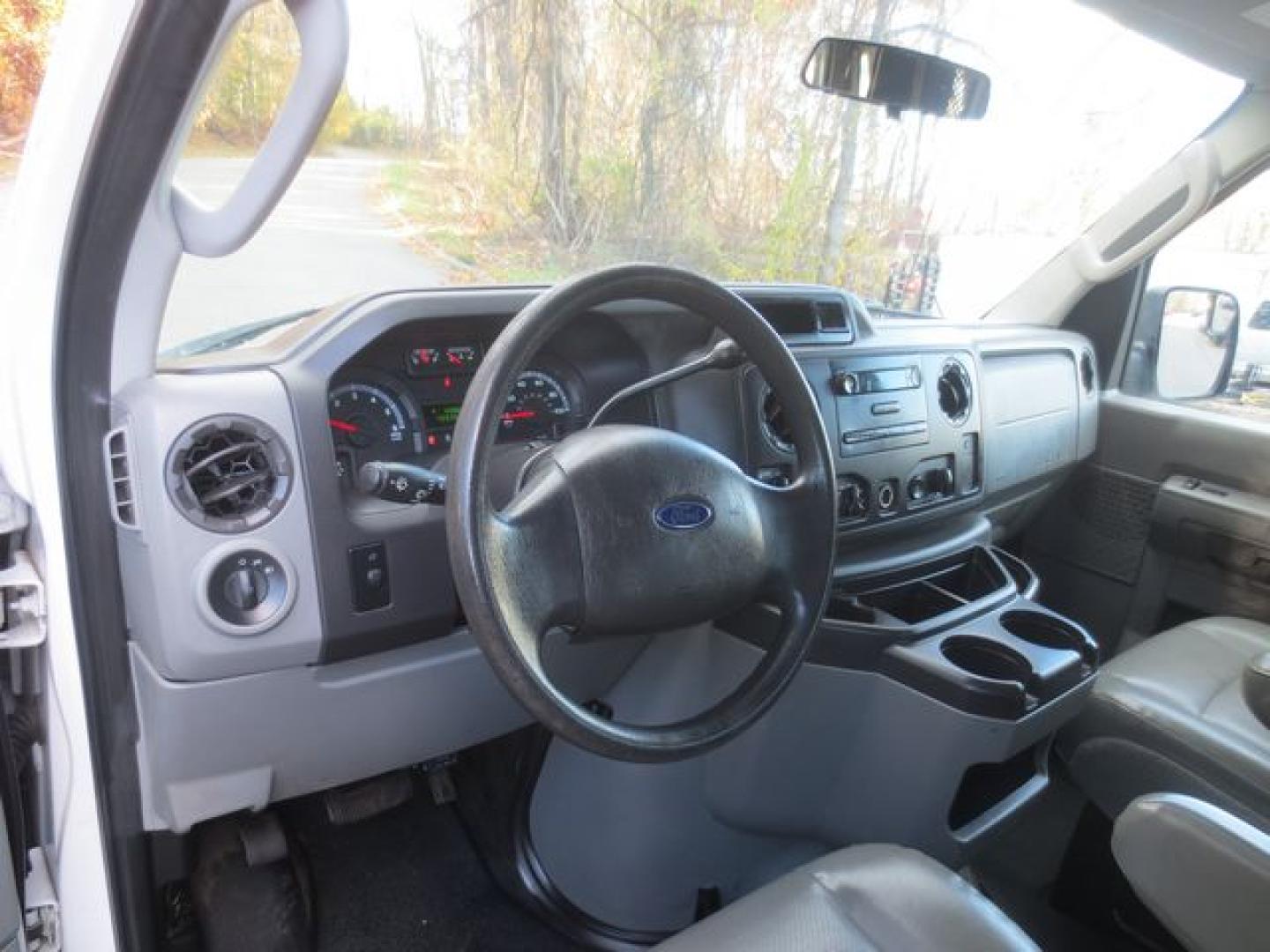 2011 White /Gray Ford E-Series Van E-250 Extended (1FTNS2EWXBD) with an 4.6L V8 SOHC 16V engine, 4-Speed Automatic transmission, located at 270 US Route 6, Mahopac, NY, 10541, (845) 621-0895, 41.349022, -73.755280 - Photo#7