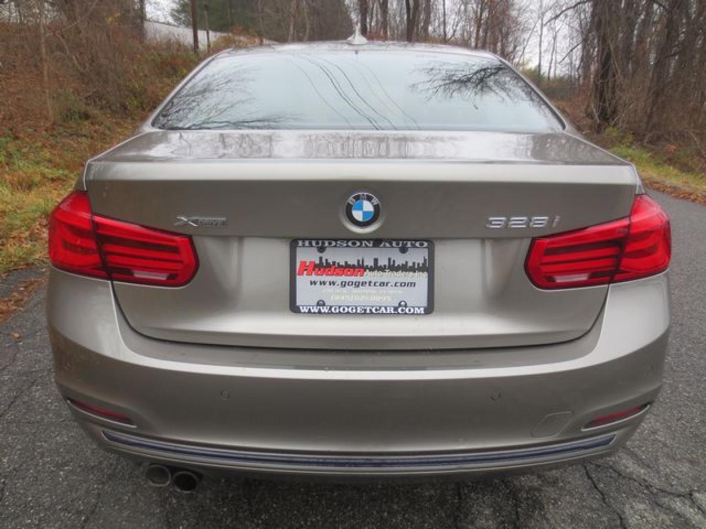 2016 Gray /Black BMW 3-Series 328i (WBA8E3G56GN) with an 2.0L 4 Cyl Turbo DOHC 16V engine, Automatic transmission, located at 270 US Route 6, Mahopac, NY, 10541, (845) 621-0895, 41.349022, -73.755280 - Photo#5