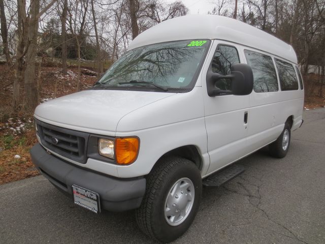photo of 2007 Ford E-Series Van E-250 Extended