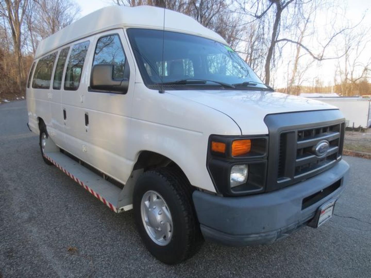 2012 White /Gray Ford E-Series Van E-250 Extended (1FTNS2EW7CD) with an 4.6L V8 SOHC 16V engine, 4-Speed Automatic transmission, located at 270 US Route 6, Mahopac, NY, 10541, (845) 621-0895, 41.349022, -73.755280 - Photo#1